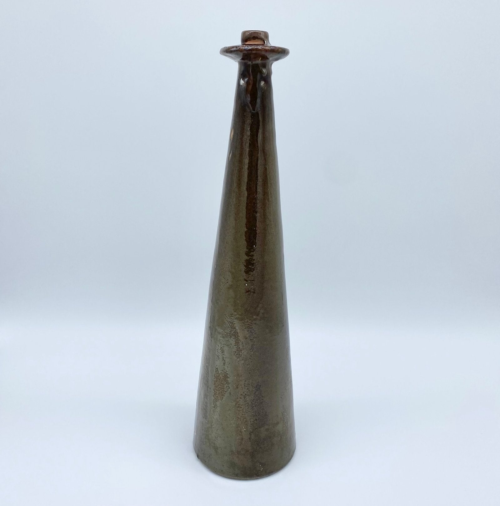 GRAND BOUGEOIR GRÈS MARRON GLACÉ, 1970