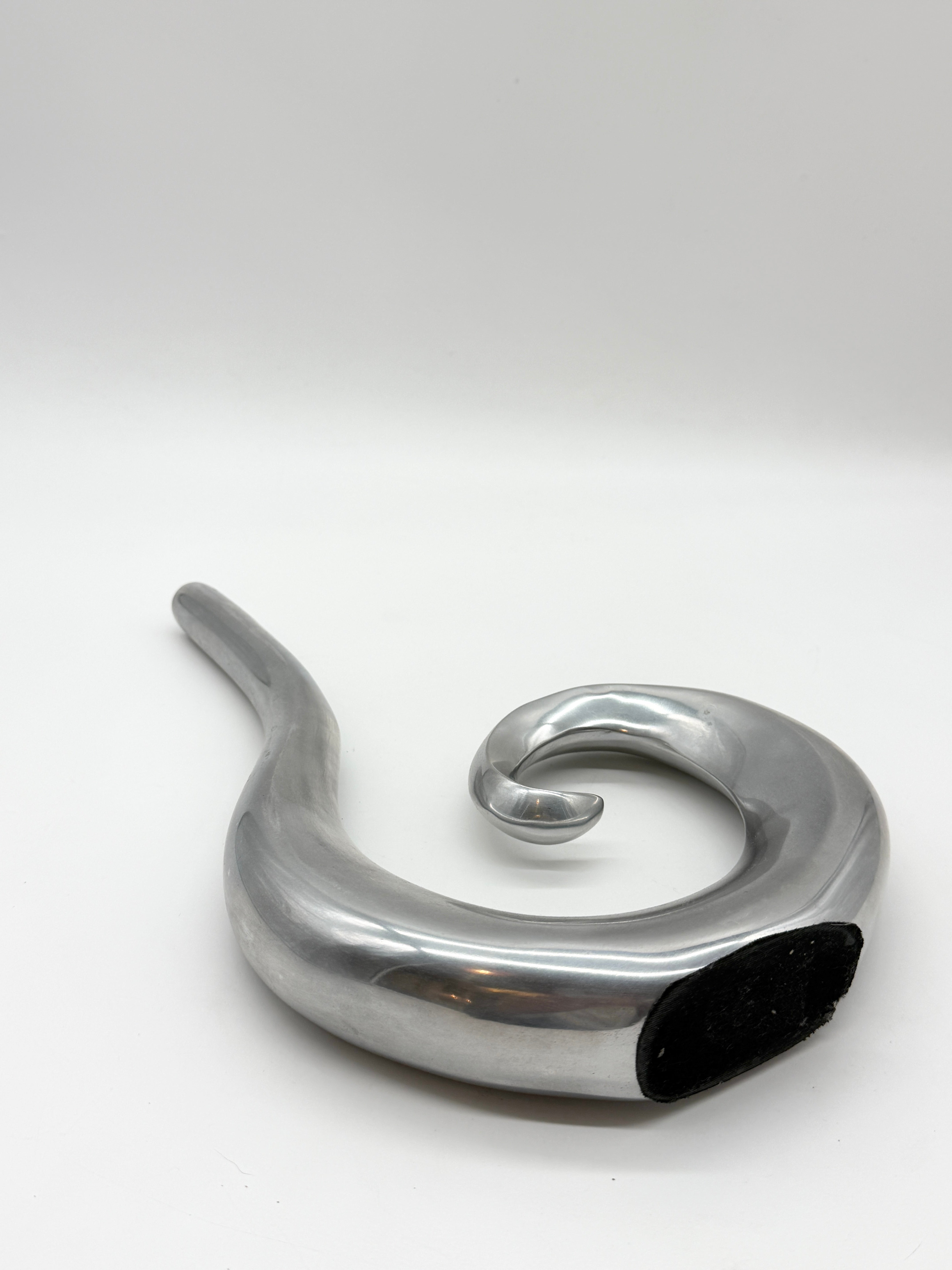 VASE "SPIRALE" EN FONTE D’ALUMINIUM, 1970s