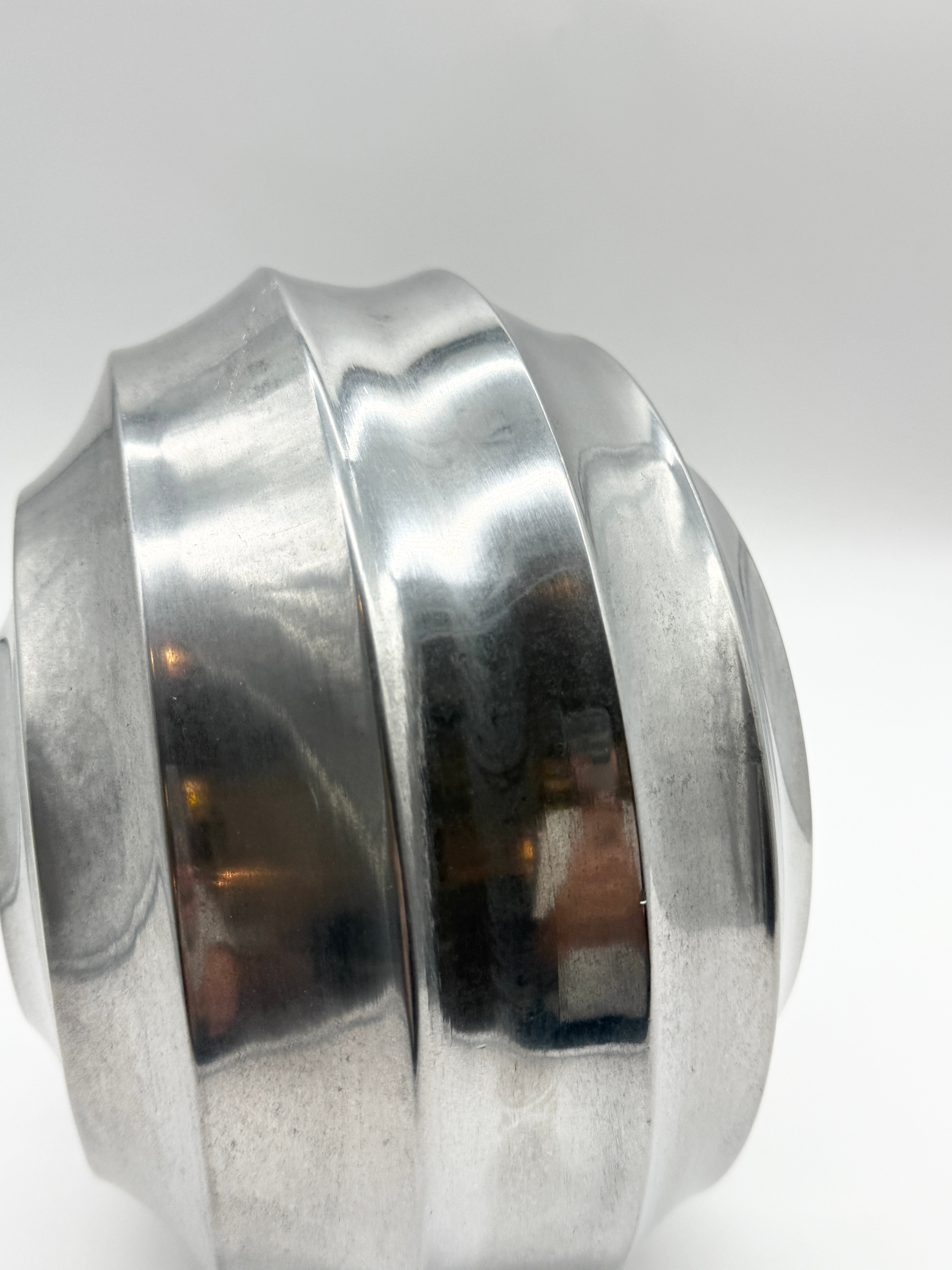 VASE SPACE "SOUCOUPE" EN FONTE D’ALUMINIUM, 1970s