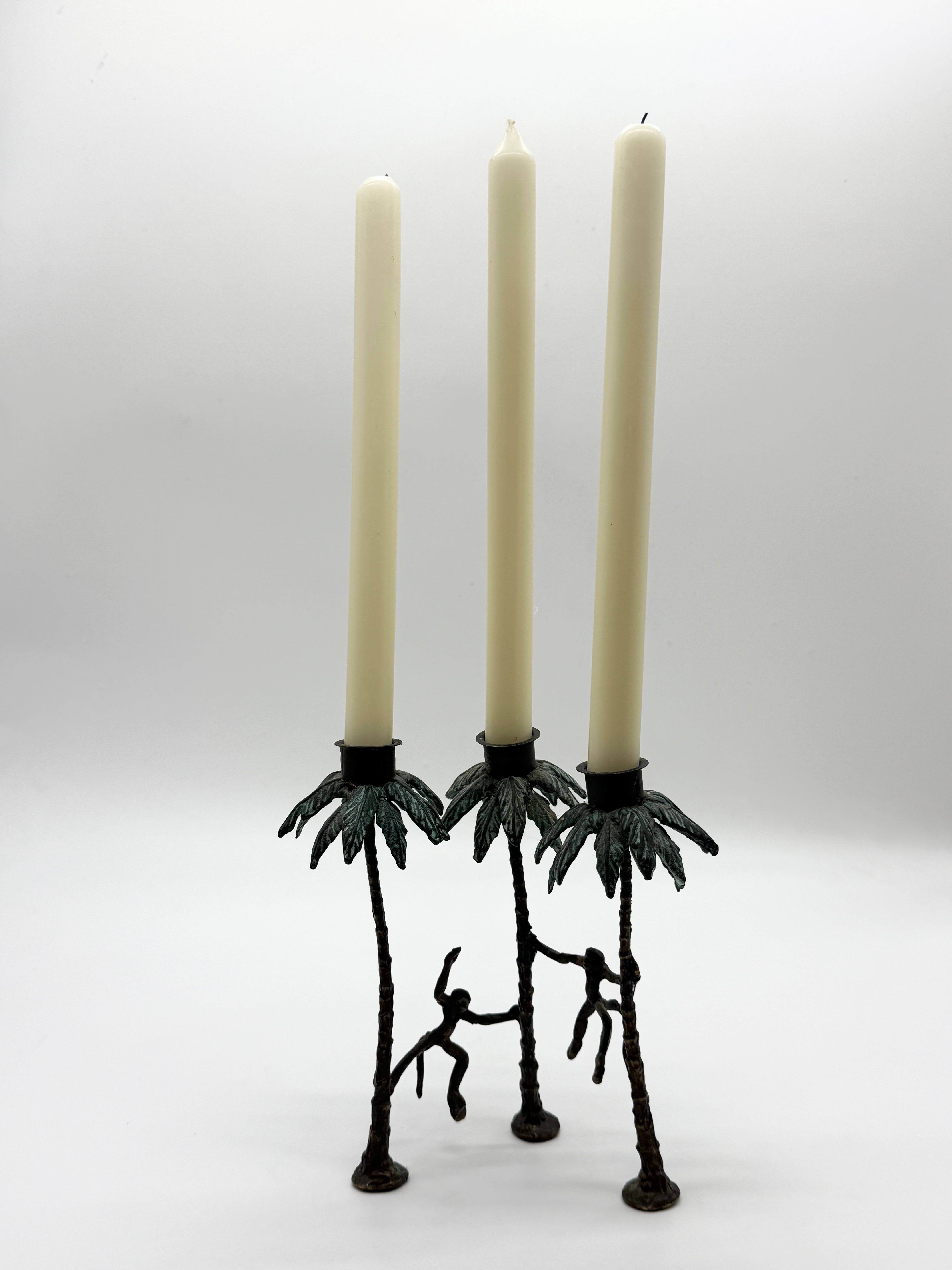 CHANDELIER "SINGE" EN BRONZE PATINÉ, 1970s