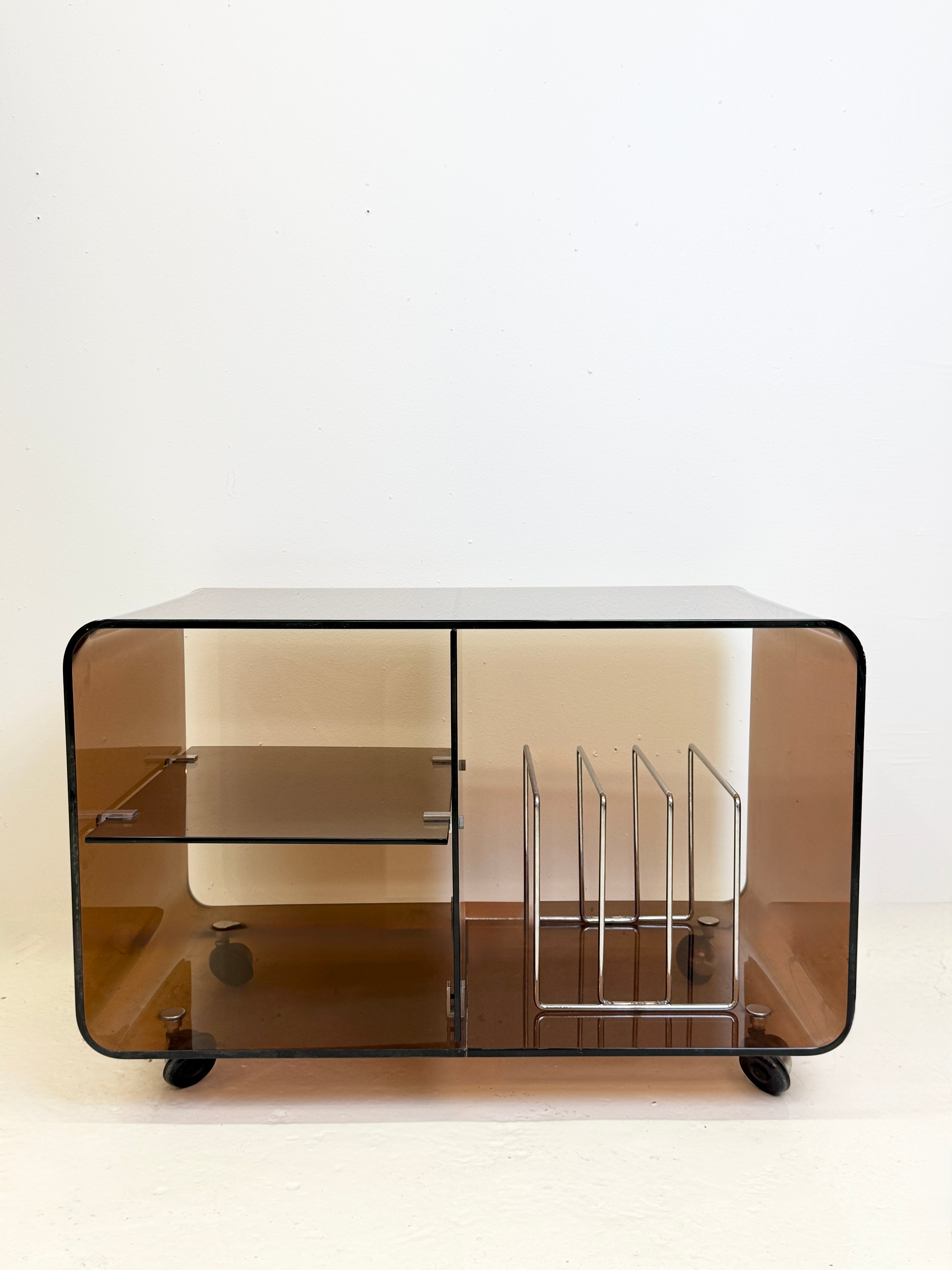 RANGE-VINYLES EN PLEXI,  MICHEL DUMAS POUR ROCHE BOBOIS, 1970S