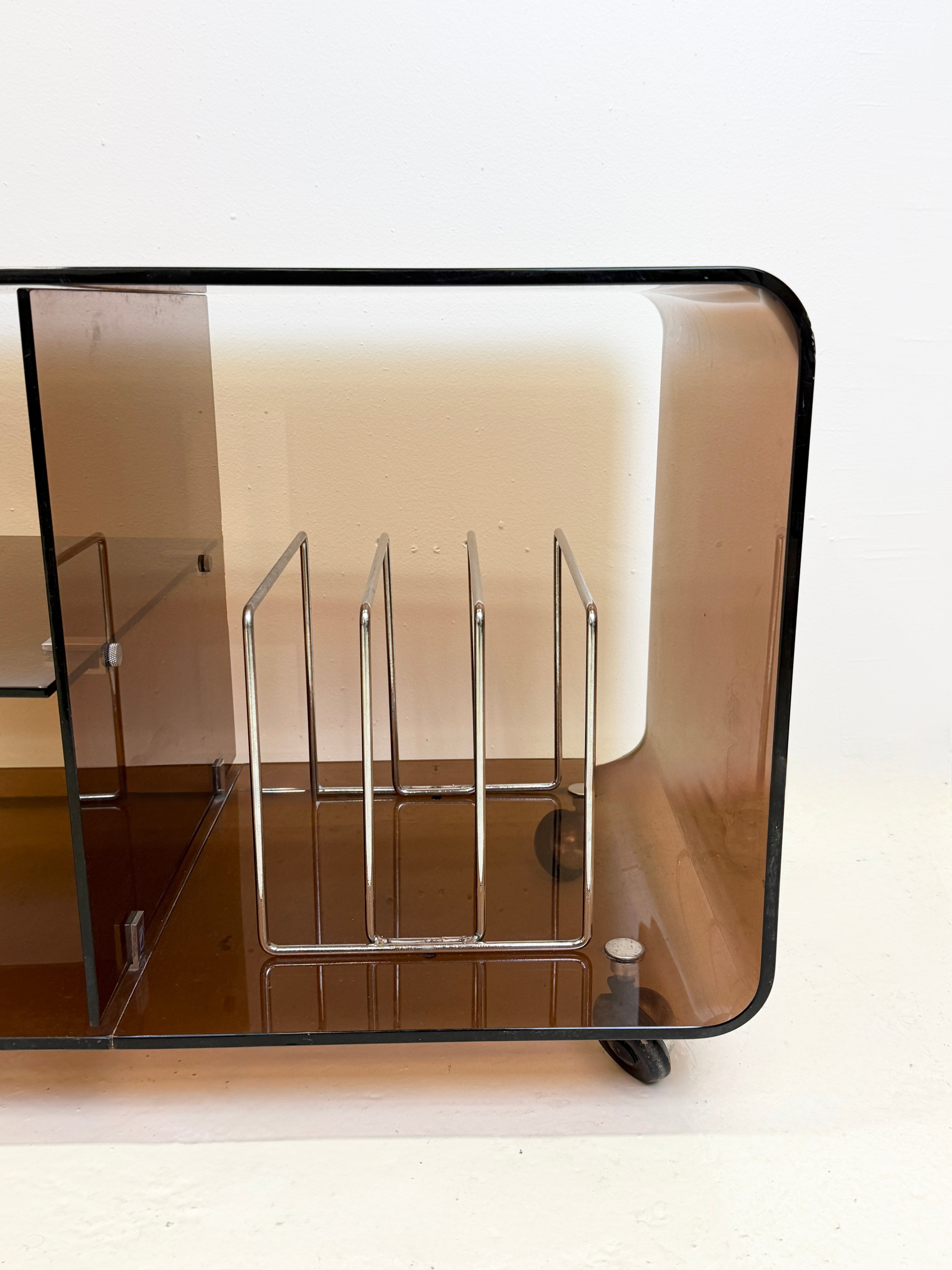 RANGE-VINYLES EN PLEXI,  MICHEL DUMAS POUR ROCHE BOBOIS, 1970S