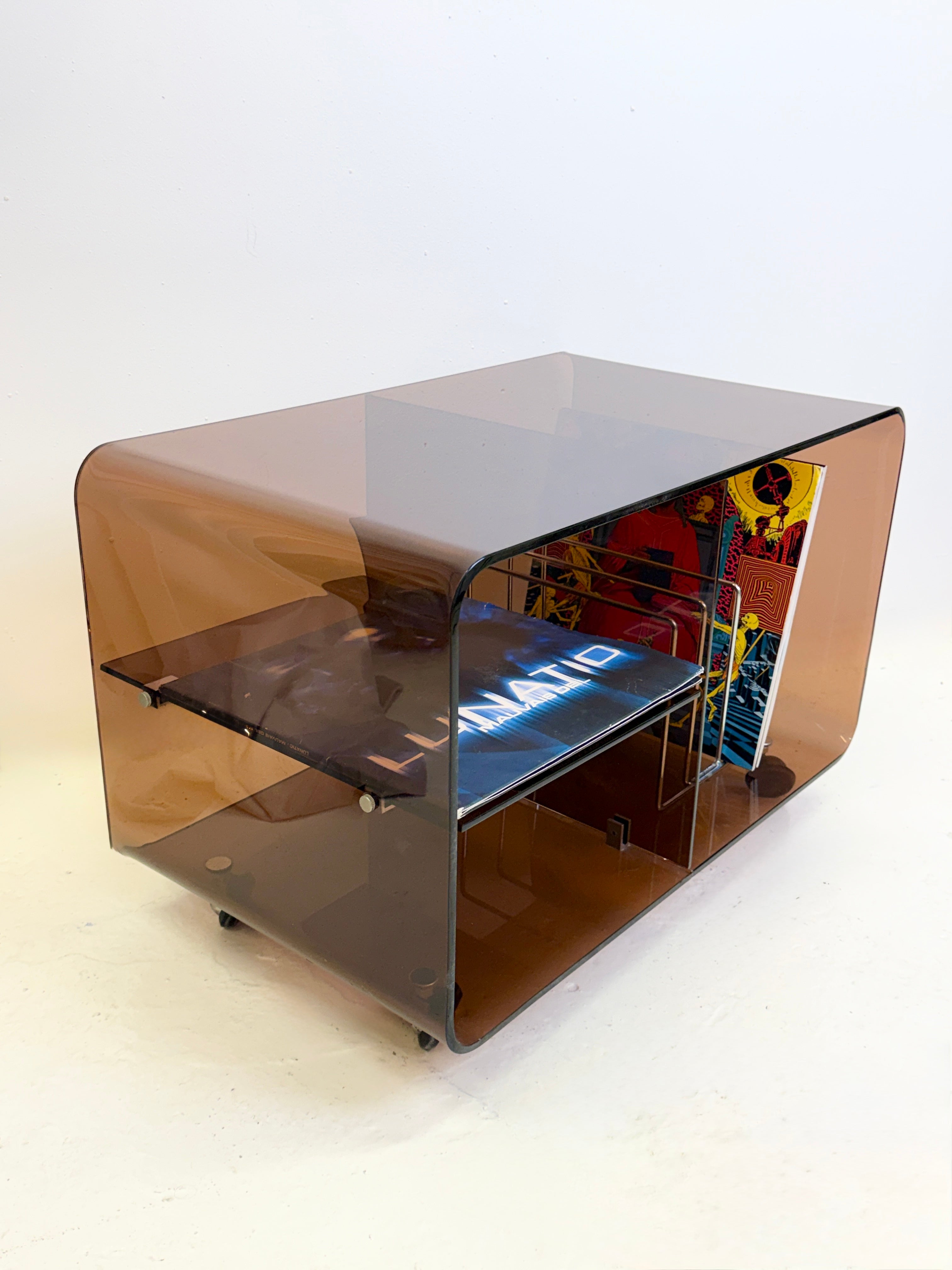 RANGE-VINYLES EN PLEXI,  MICHEL DUMAS POUR ROCHE BOBOIS, 1970S