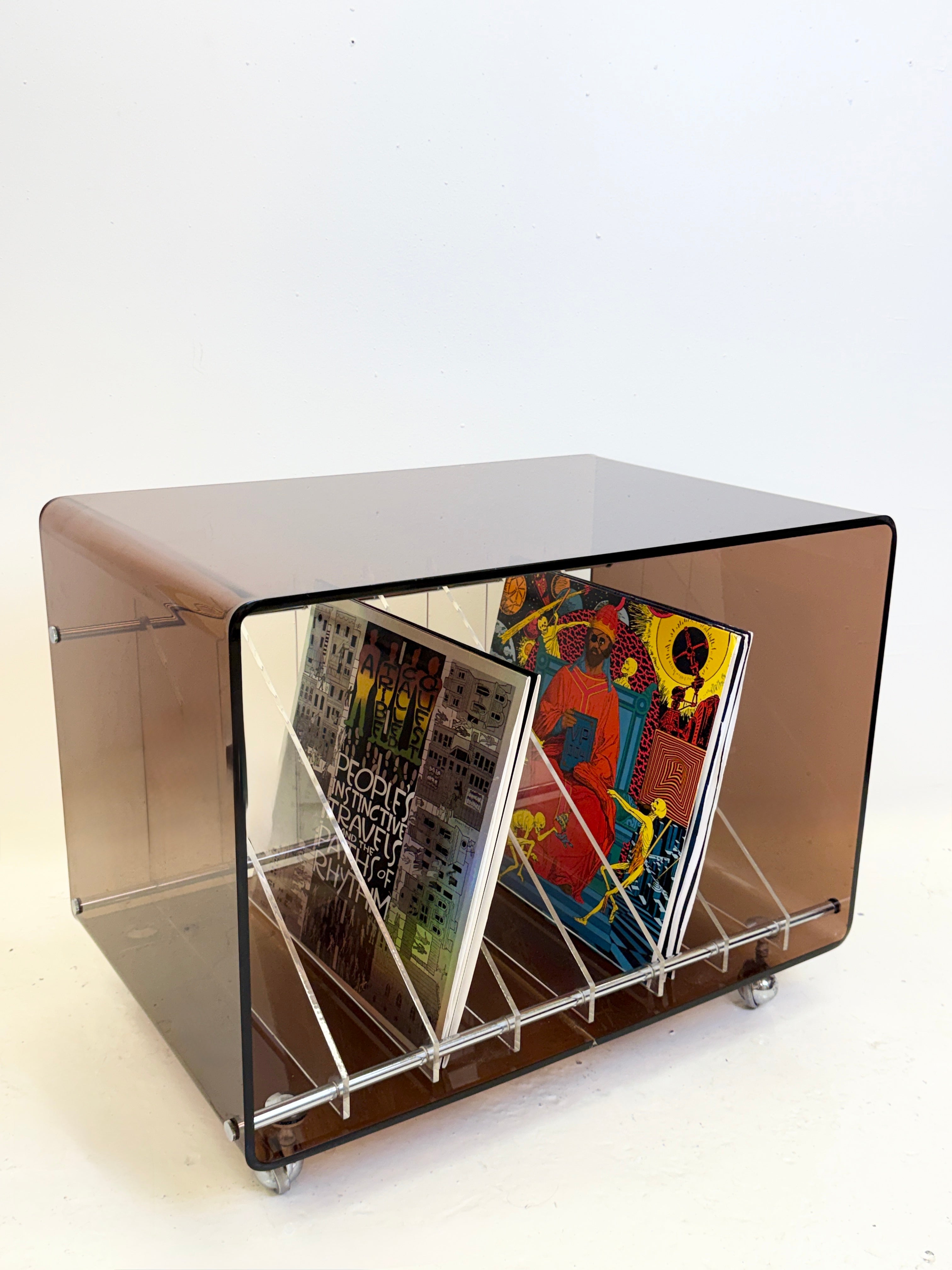 RANGE VINYLES PAR MICHEL DUMAS POUR ROCHE BOBOIS, 1970s