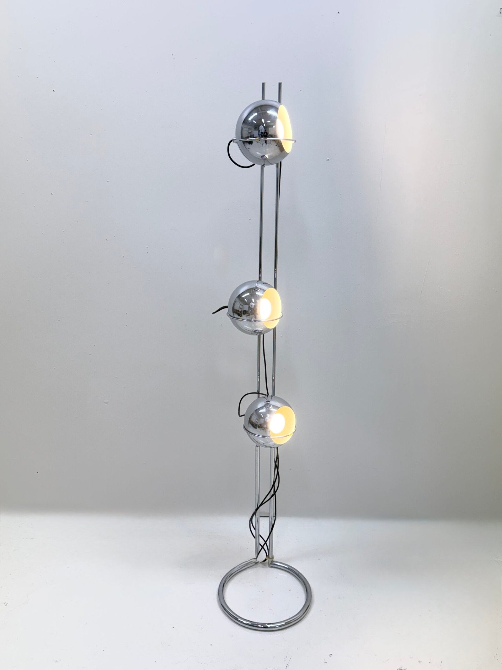 LAMPADAIRE “EYEBALL” — GOFFREDO REGGIANI, 1970s