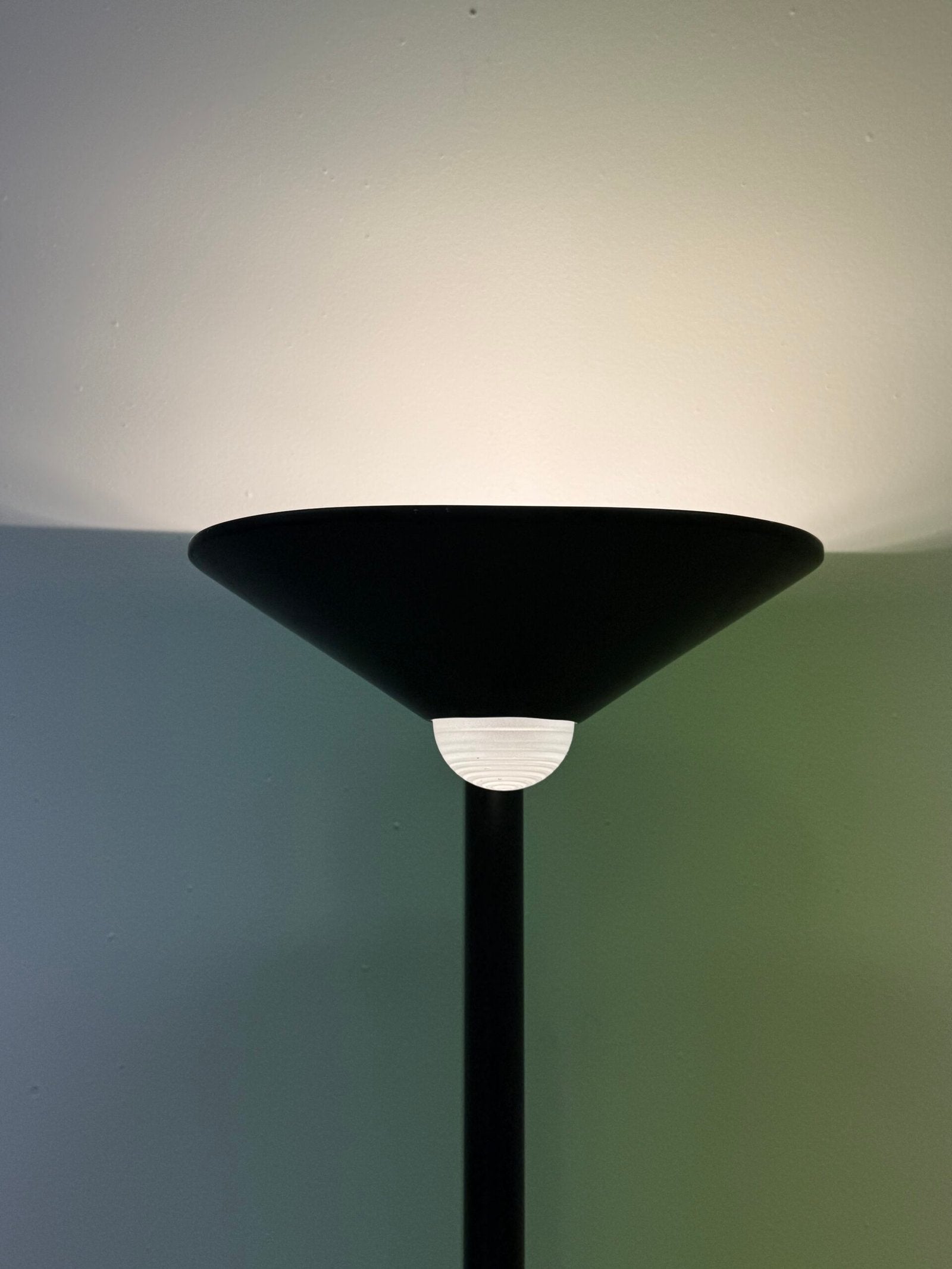 LAMPADAIRE « CICLOPE »  — BARBIERI & MARIANELLI — ITALY, 1980s