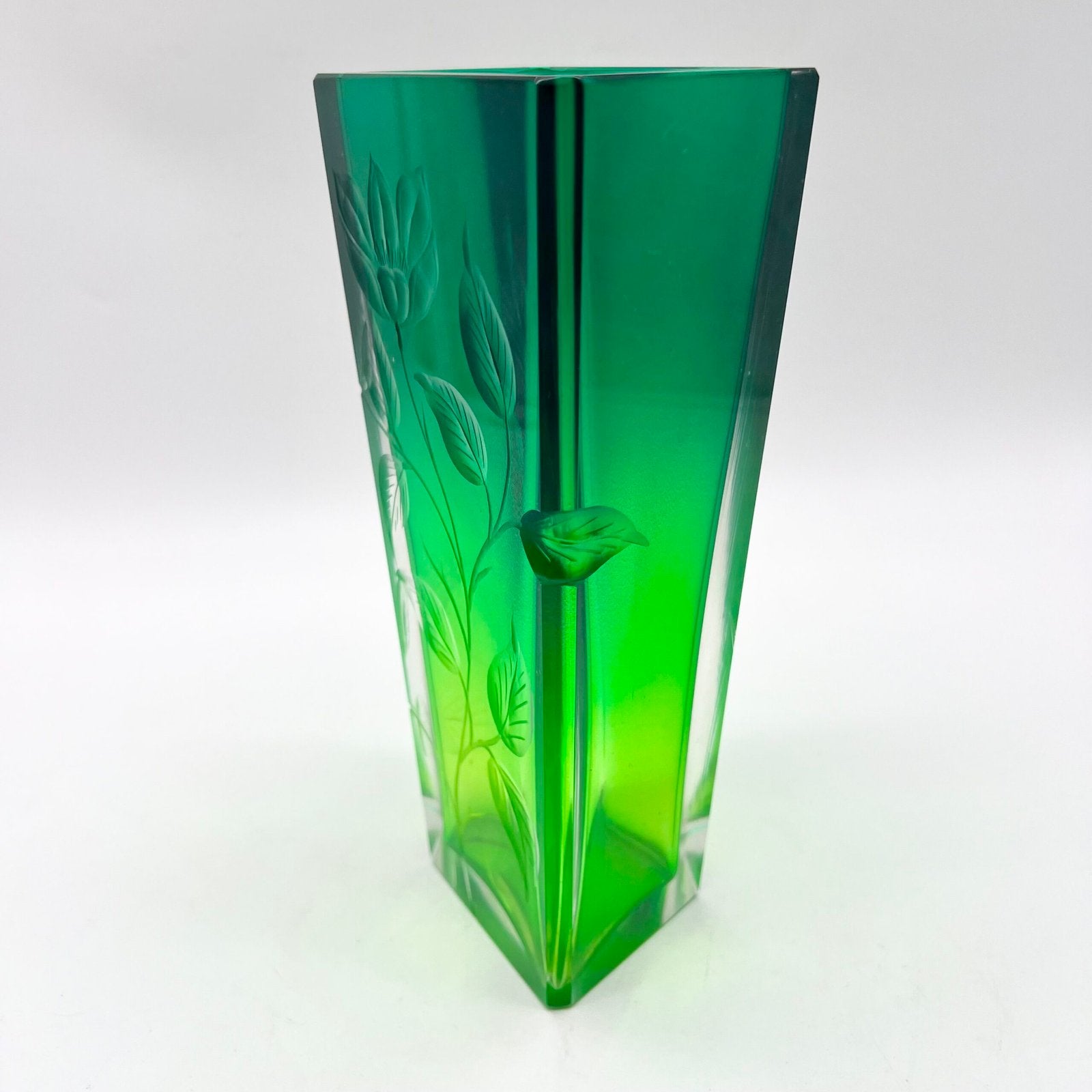 VASE GRAVÉ ART NOUVEAU, CRISTAL DE MOSER, 1900