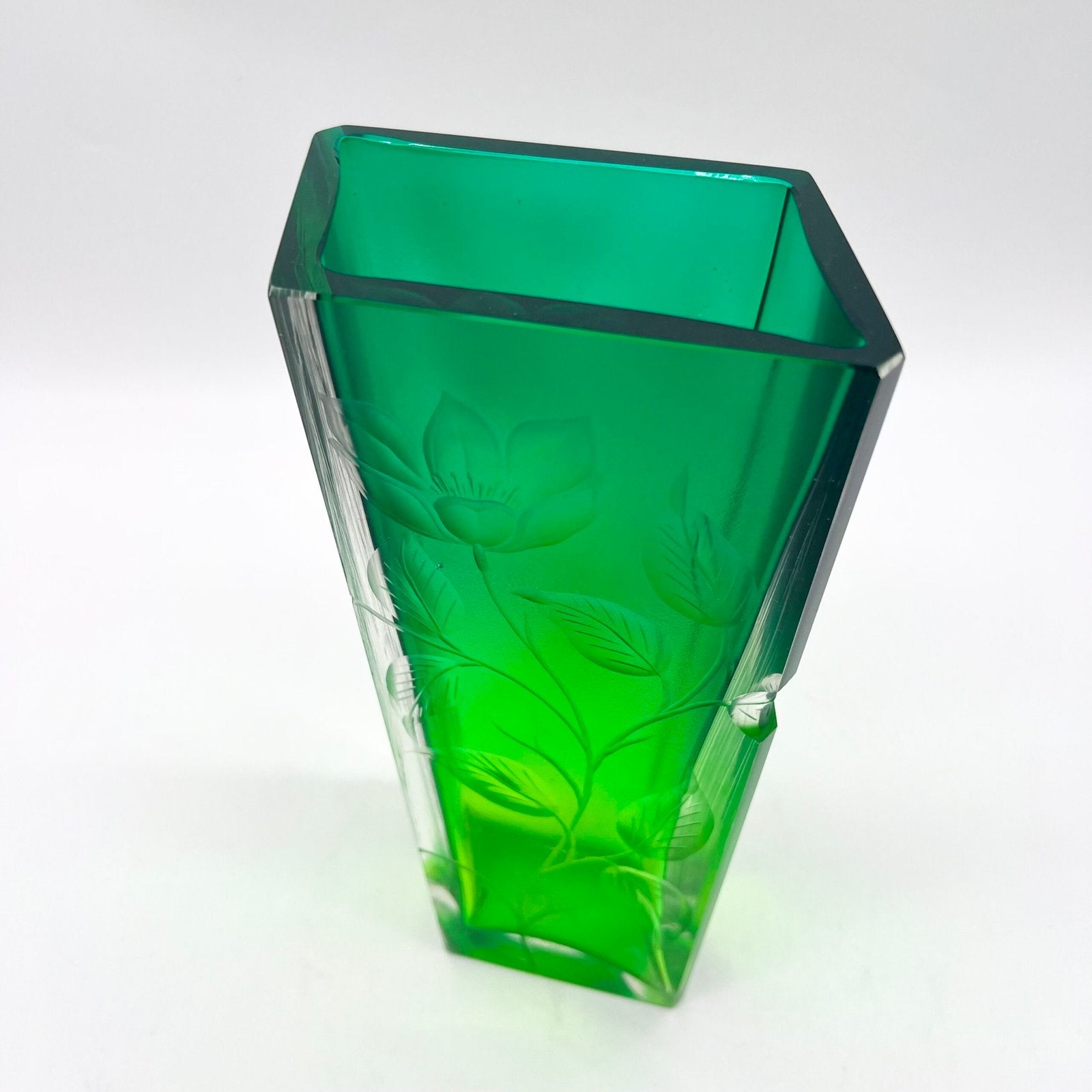 VASE GRAVÉ ART NOUVEAU, CRISTAL DE MOSER, 1900