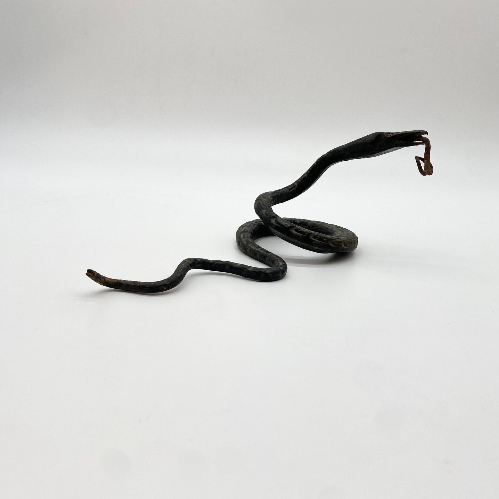 SCULPTURE SERPENT EN FER FORGÉ, 1950s