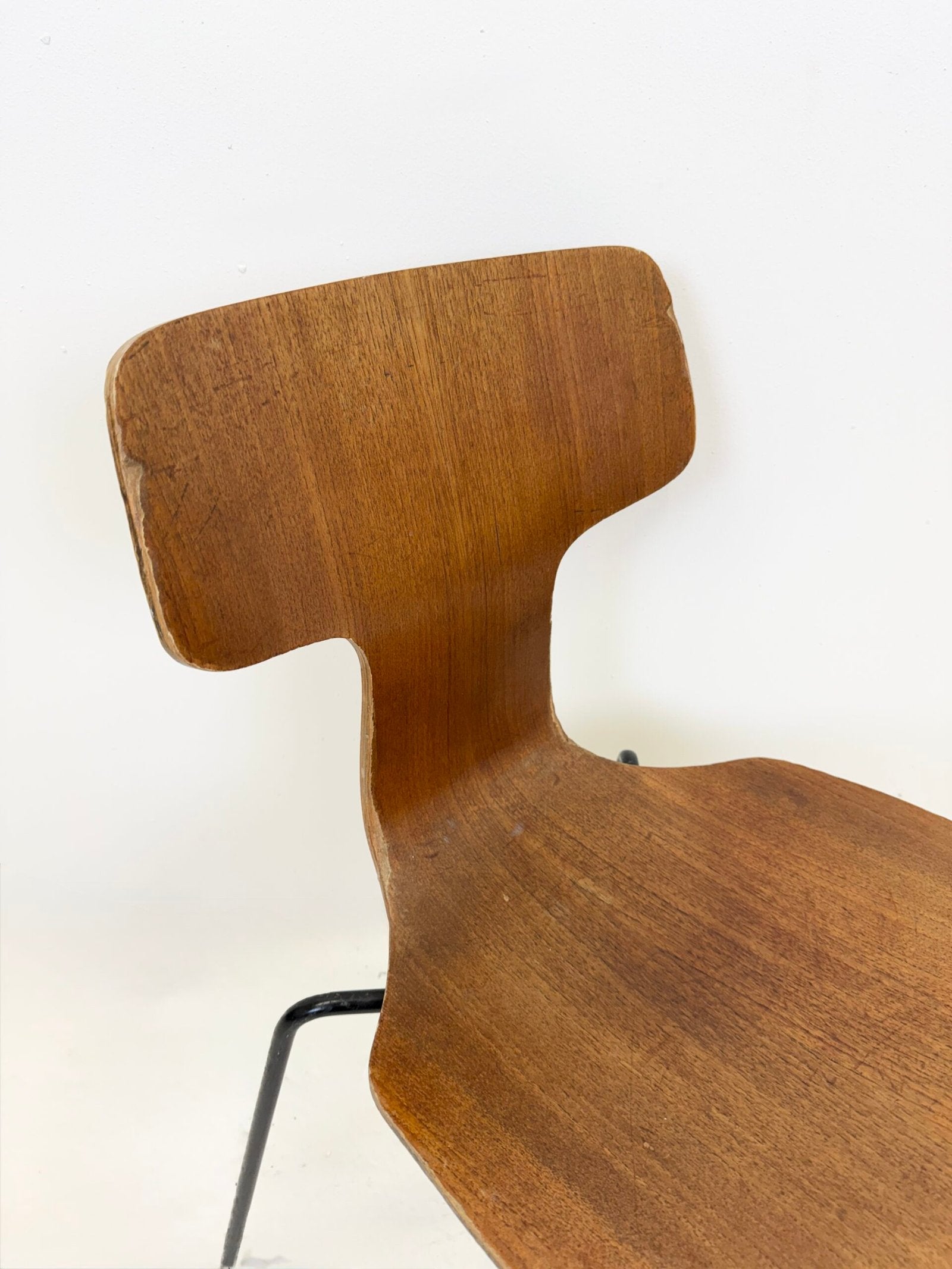 CHAISE 3103 “HAMMER” — ARNE JACOBSEN, 1960s