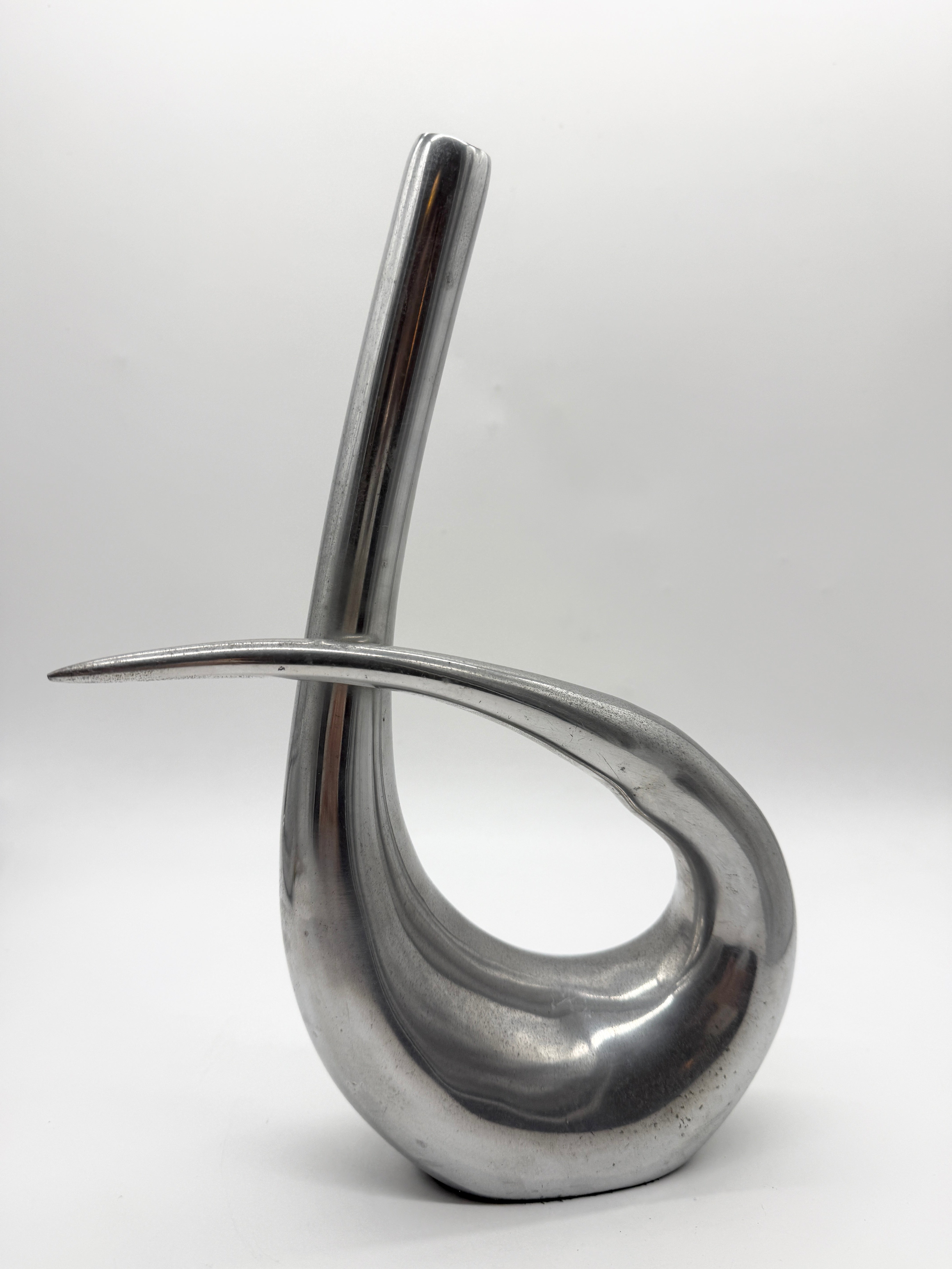 VASE ZOOMORPHE EN FONTE D’ALUMINIUM, 1970s