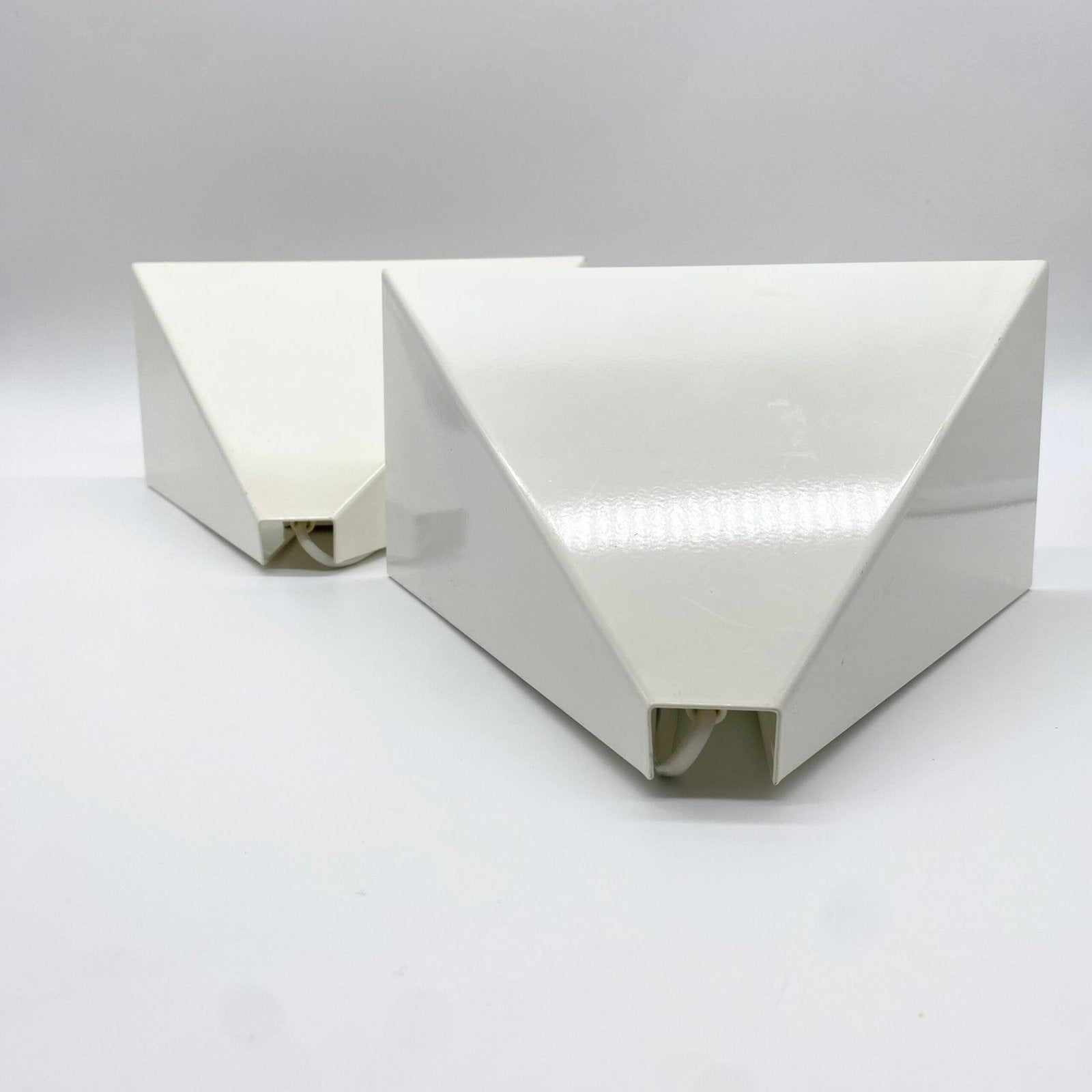 PAIRE D’APPLIQUES IKEA "V607" -  1980s