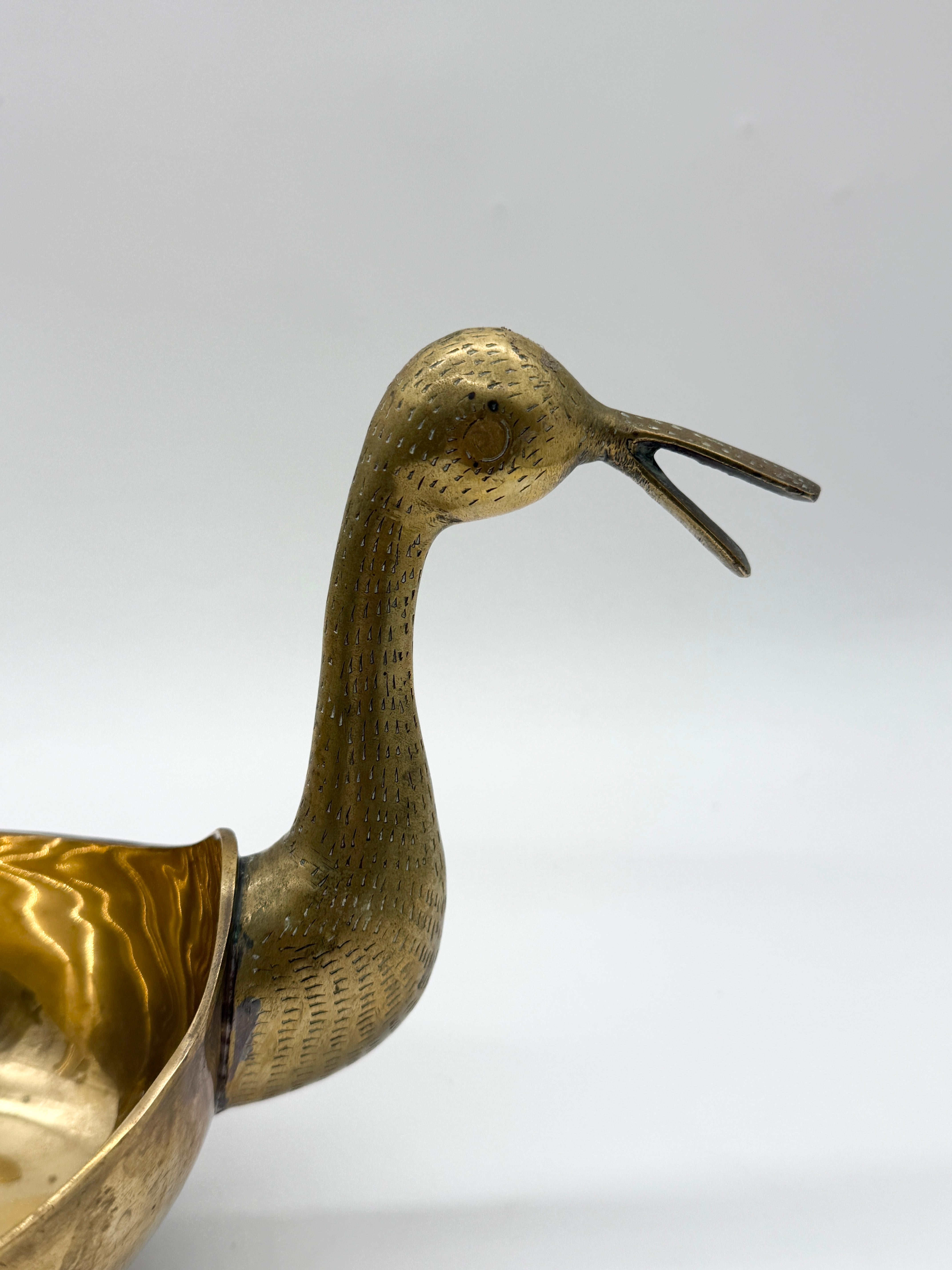 CENTRE DE TABLE "CANARDS" EN LAITON – VERS 1950s