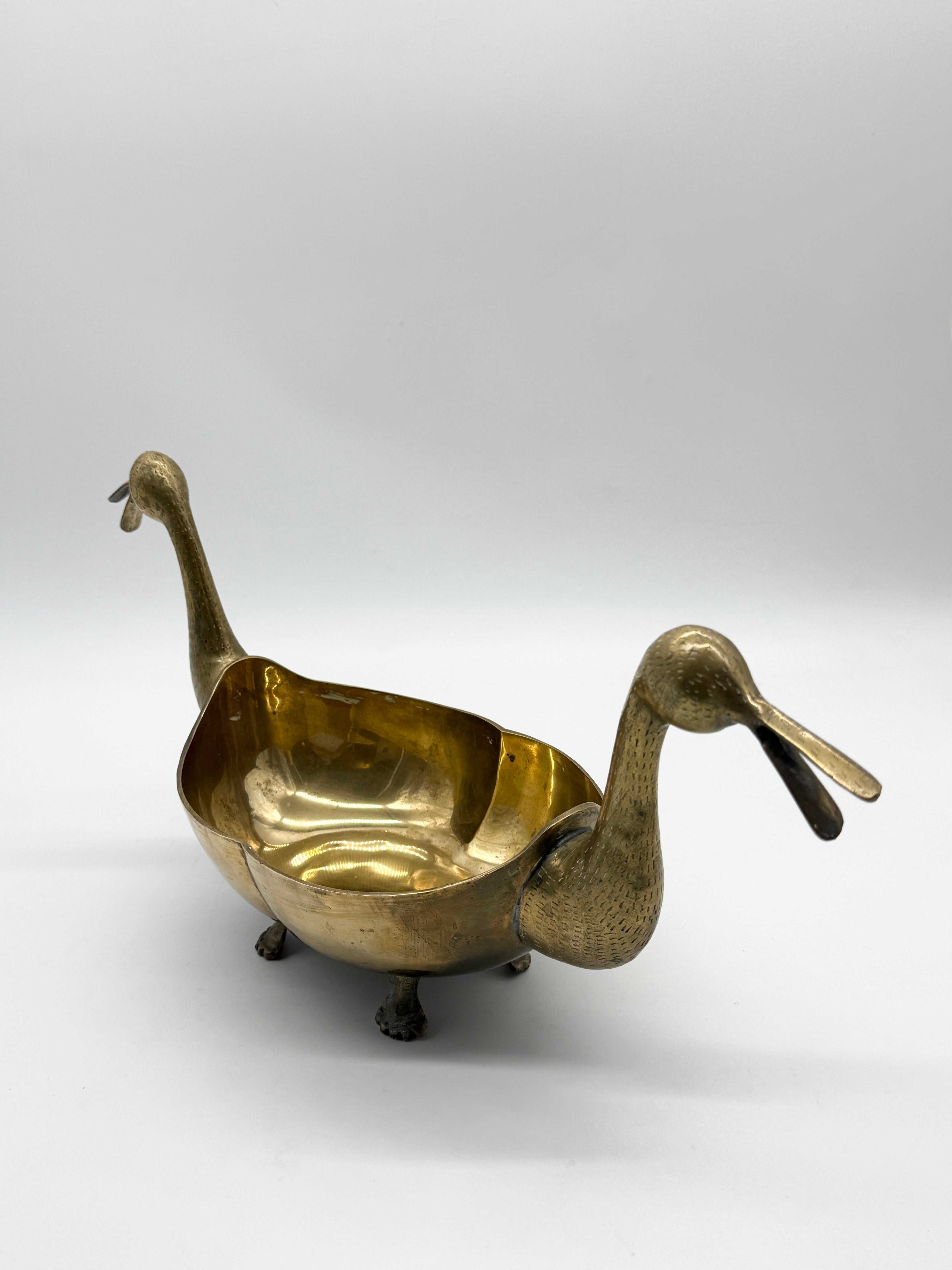 CENTRE DE TABLE "CANARDS" EN LAITON – VERS 1950s