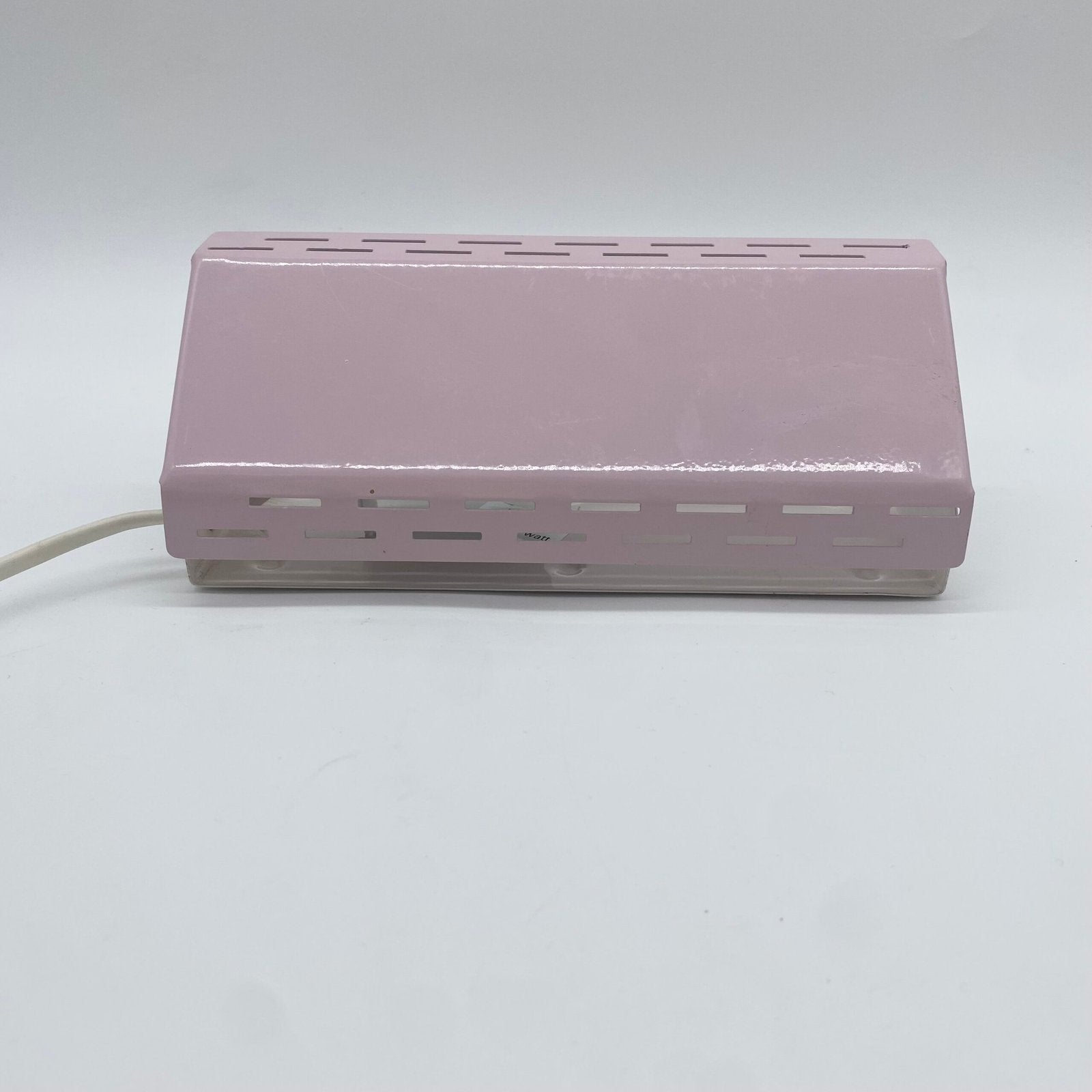 APPLIQUE "W.L.P" – LAQUÉE ROSE LAVANDE, 1970s