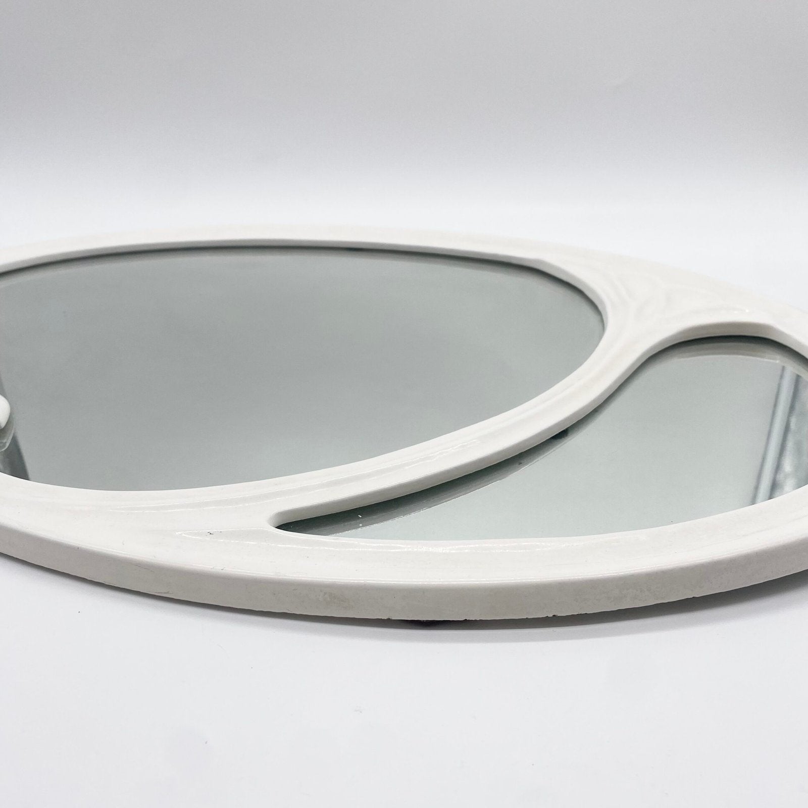 GRAND MIROIR "OVALE" EN FONTE – ART DÉCO