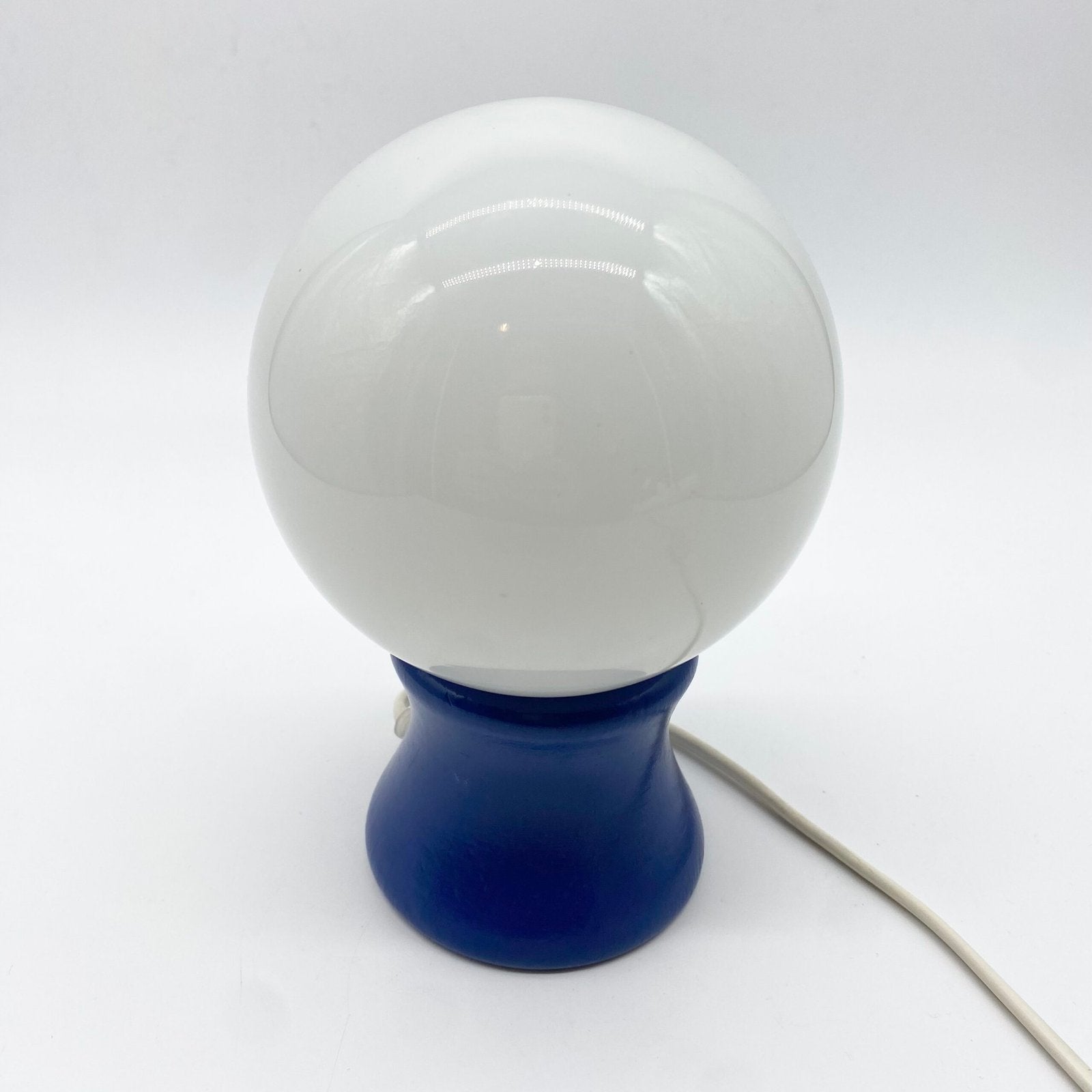 LAMPE "BOULE" BOIS LAQUÉ BLEU, 1980s