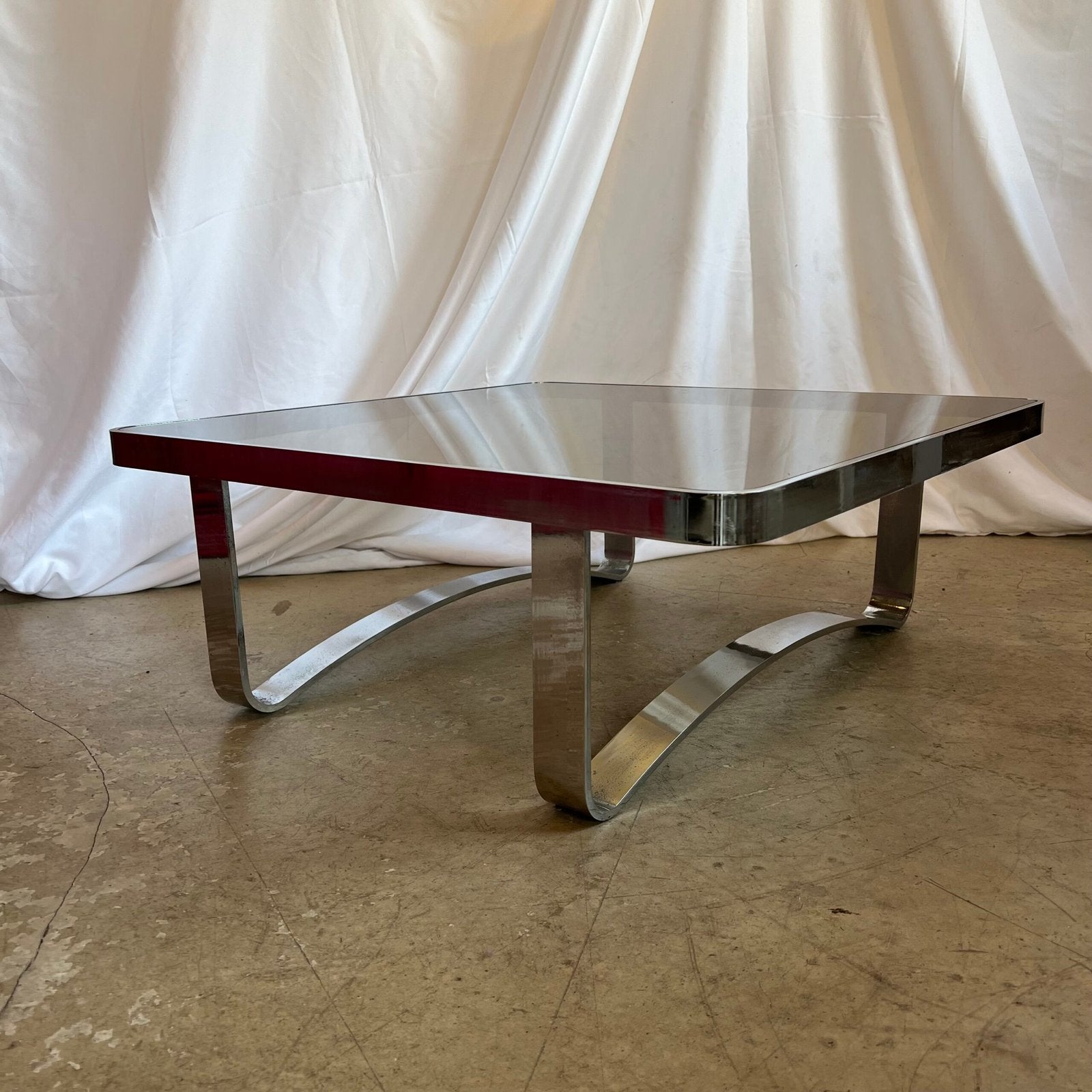 TABLE BASSE CARRÉE-CHROME, 1970s