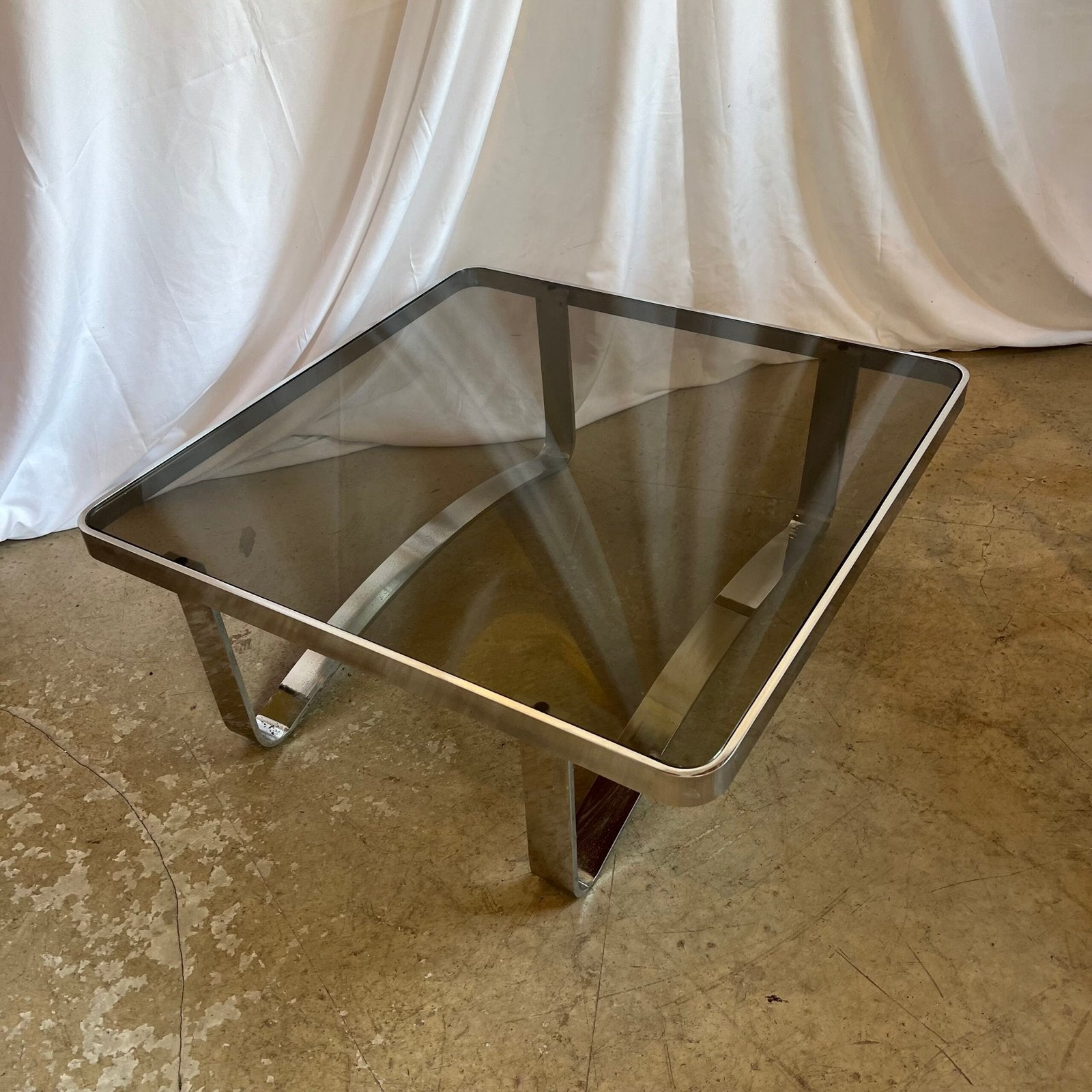 TABLE BASSE CARRÉE-CHROME, 1970s