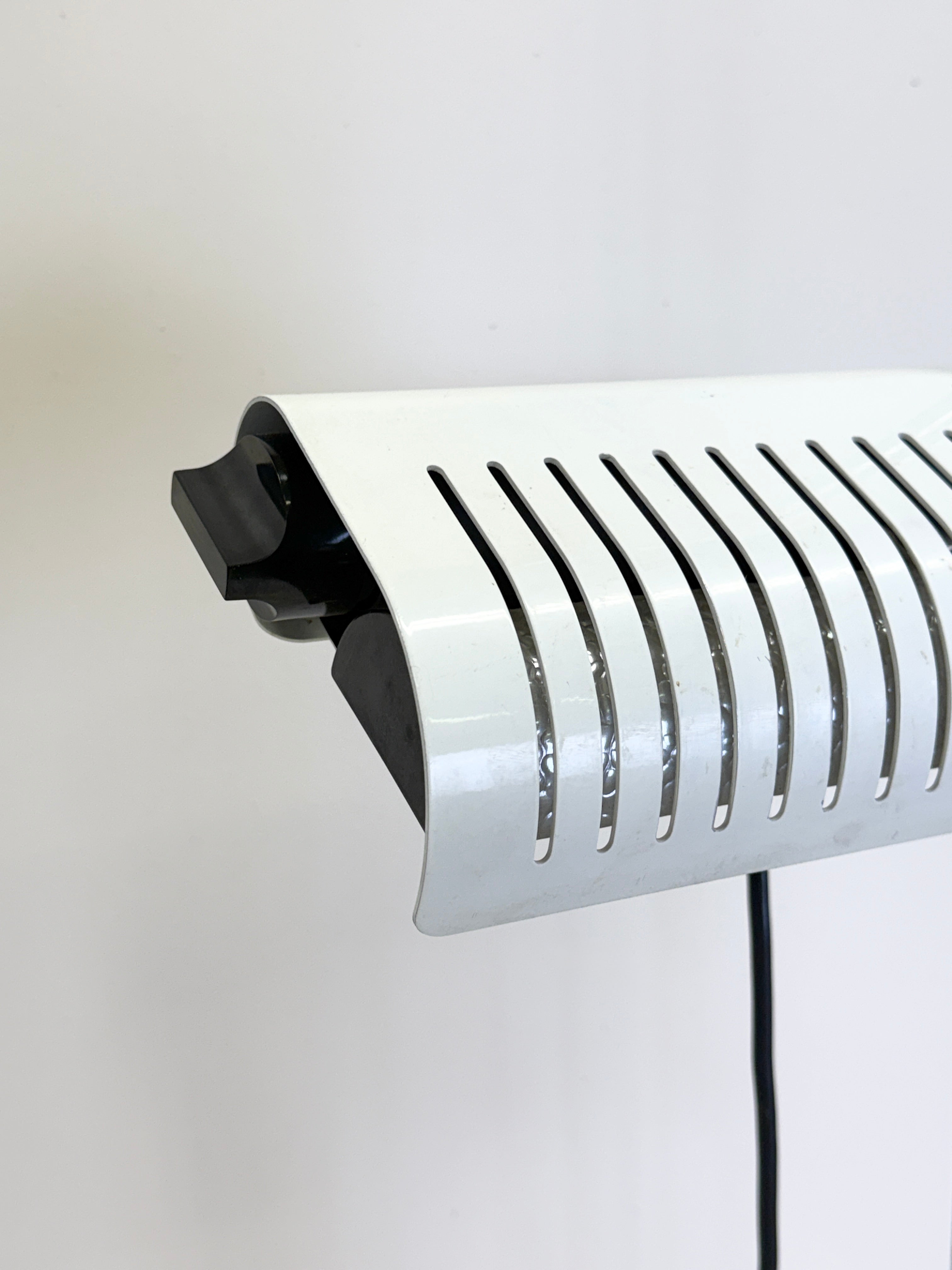 LAMPADAIRES « COLOMBO » MODÈLE 626 – OLUCE, 1970s