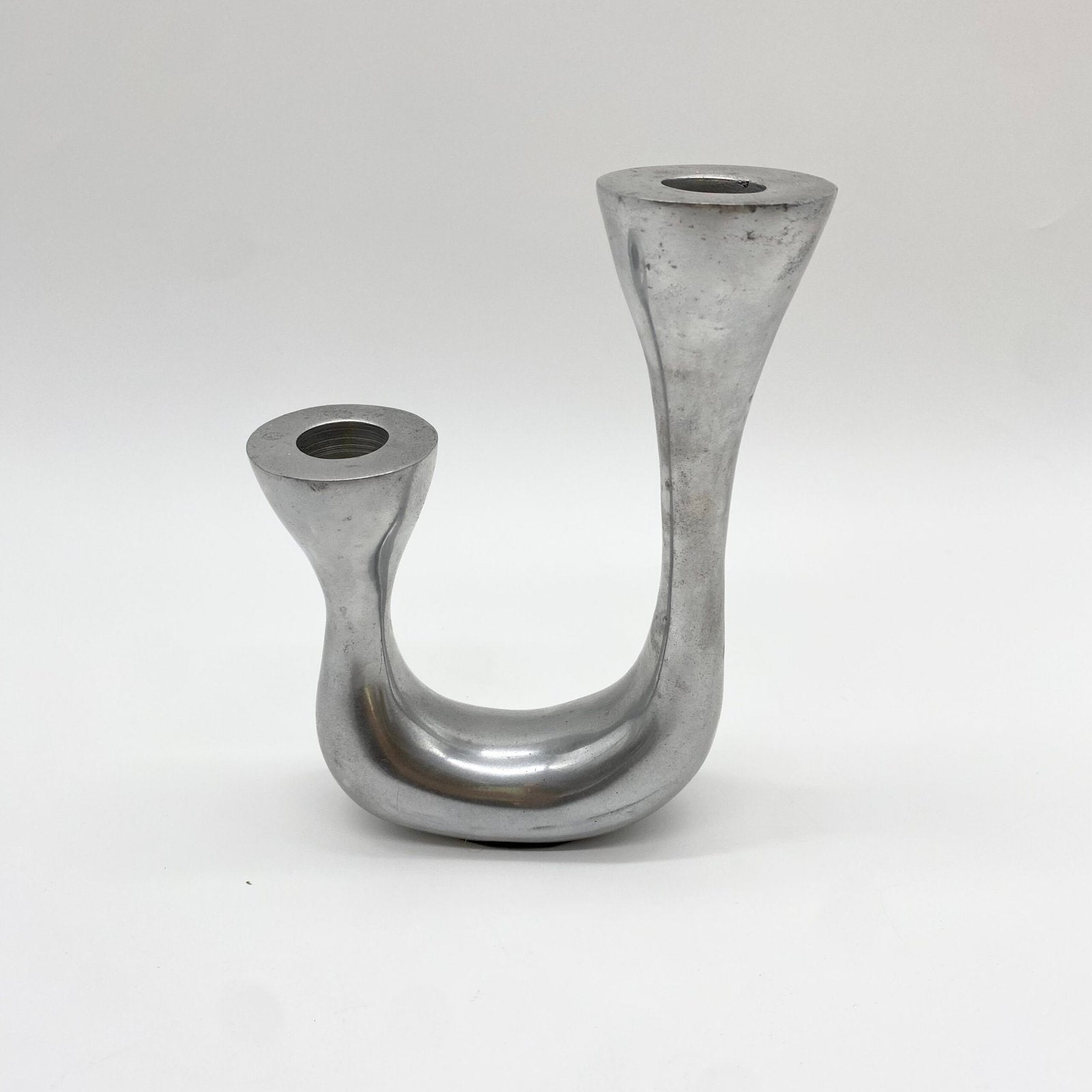 BOUGEOIR BIOMORPHIQUE / FONTE D'ALU, 1980