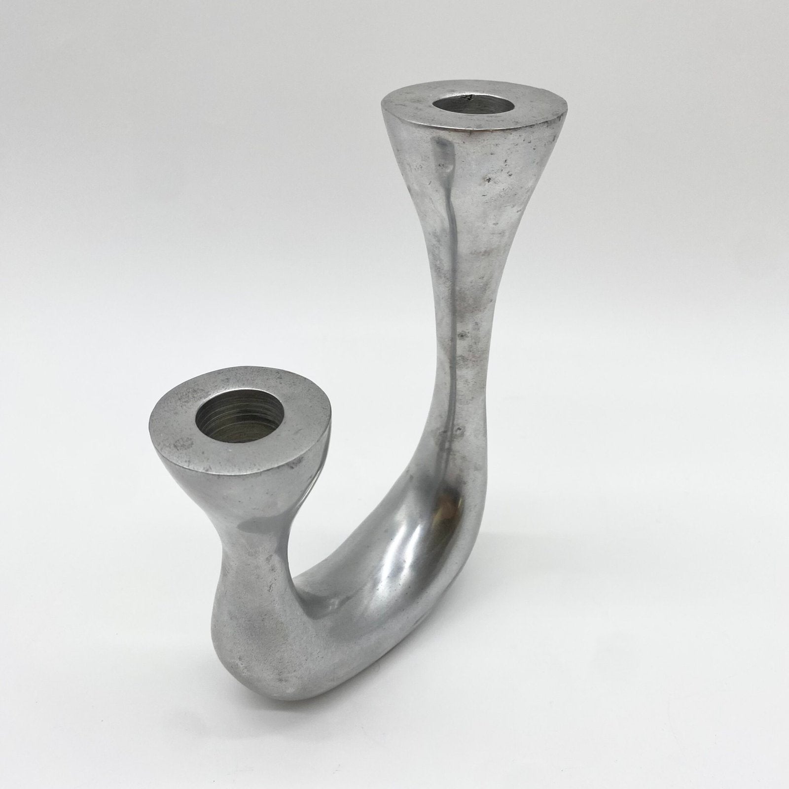 BOUGEOIR BIOMORPHIQUE / FONTE D'ALU, 1980