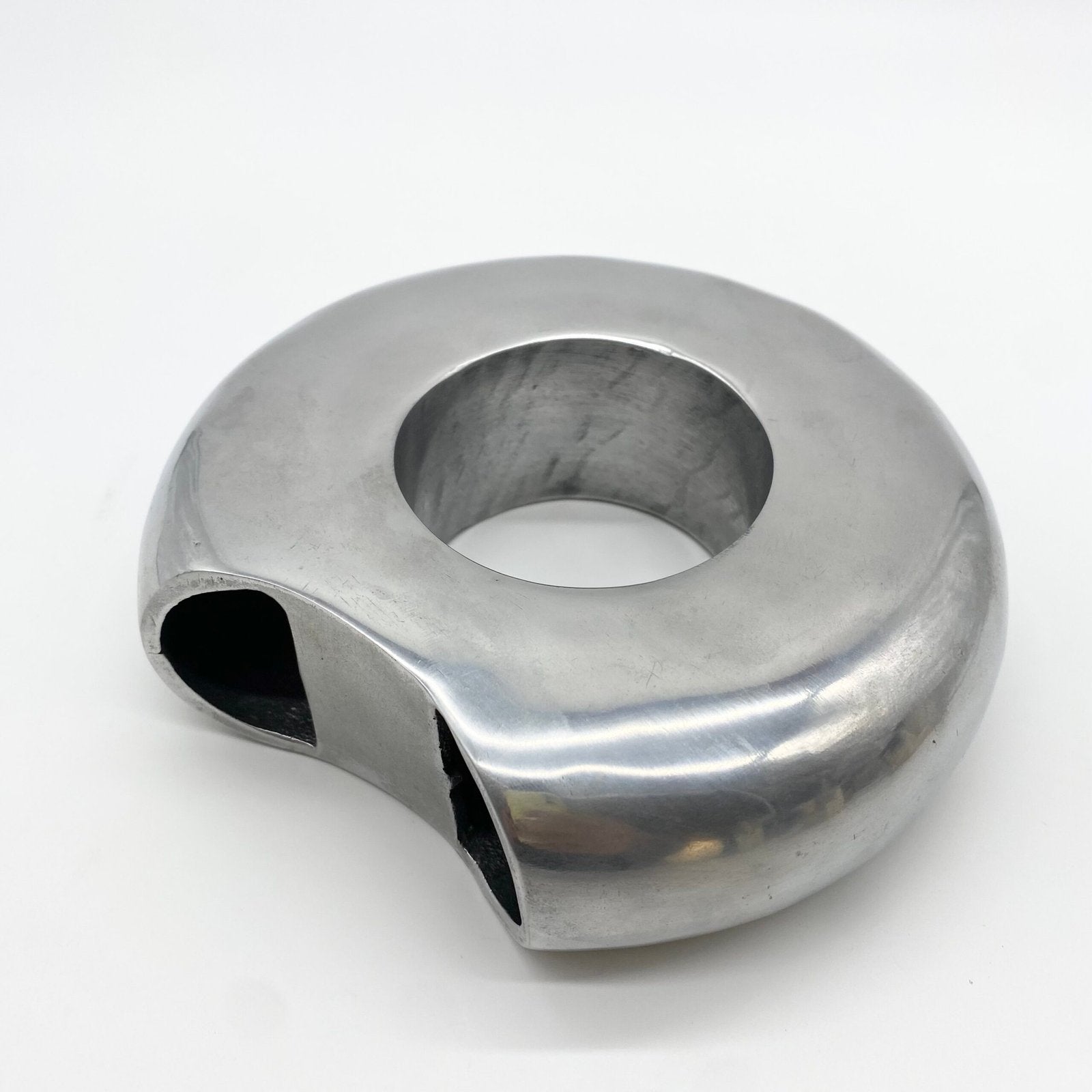 VASE "DONUT" / FONTE D’ALUMINIUM – 1980s