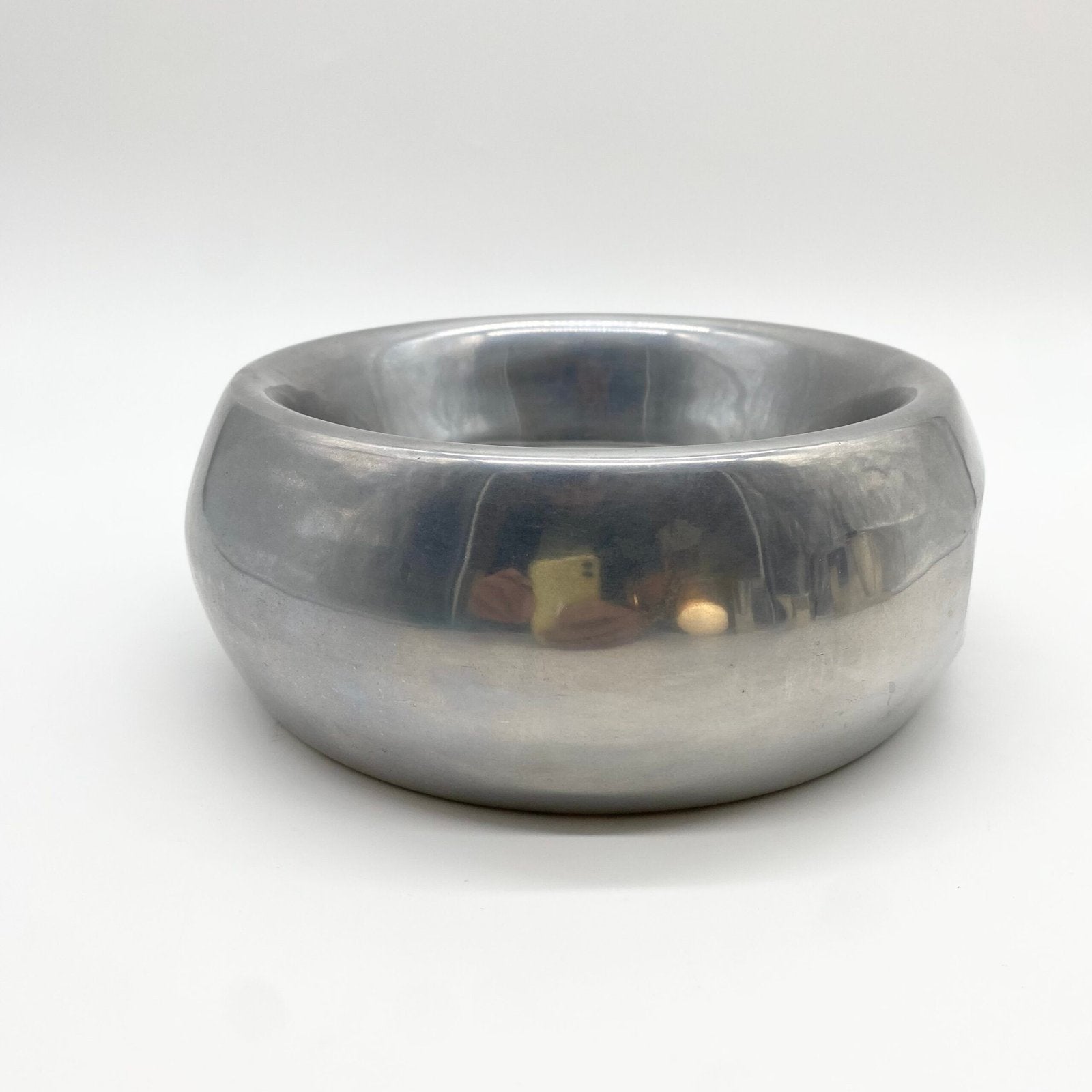 VASE "WHEEL" / FONTE D’ALUMINIUM – 1980s