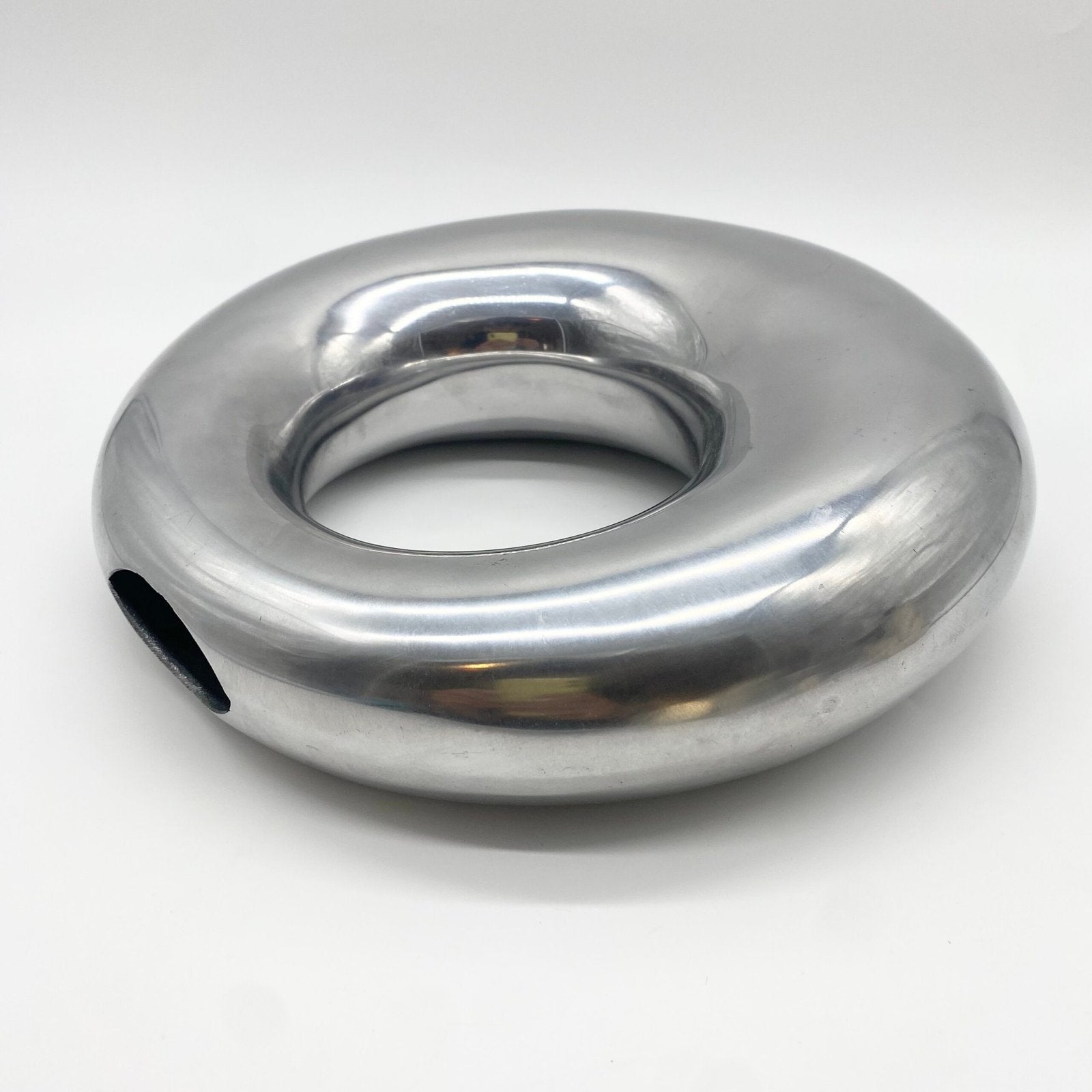 VASE "DONUT" XL / FONTE D’ALUMINIUM POLI – 1980s