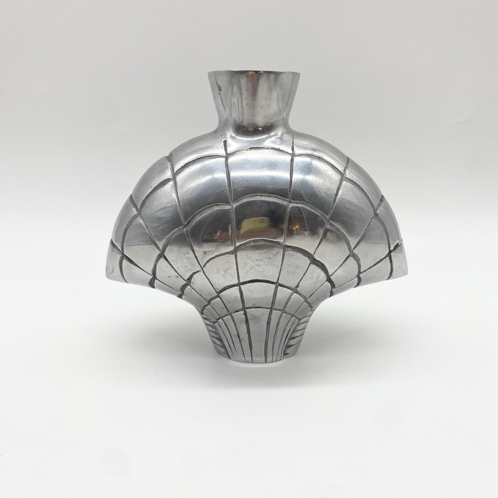 VASE "COQUILLAGE II" / FONTE D’ALUMINIUM – 1980s