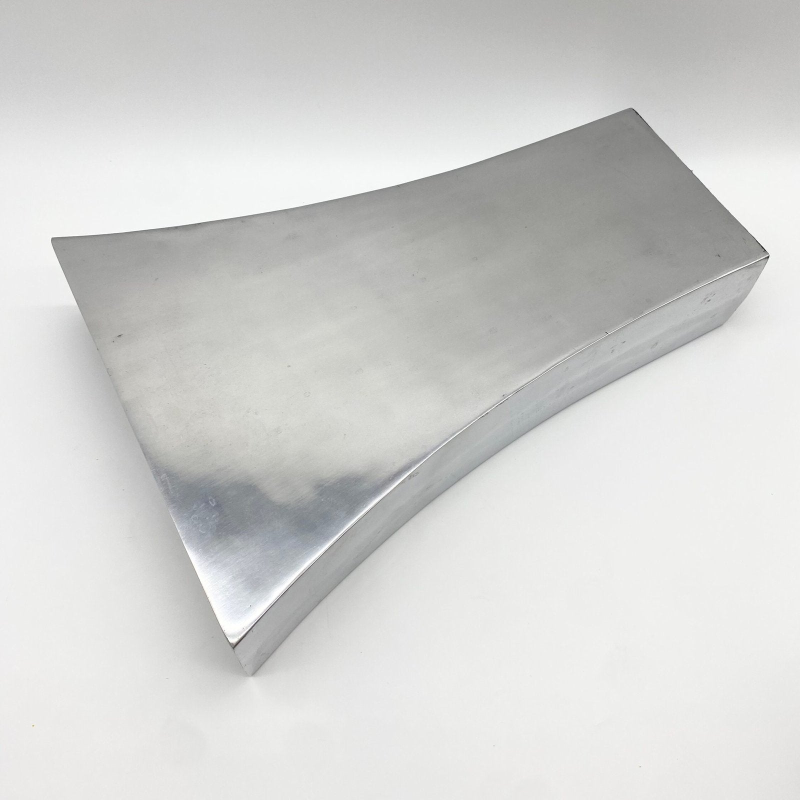 VASE "ÉVASÉ" XXL / FONTE D’ALUMINIUM – 1980s