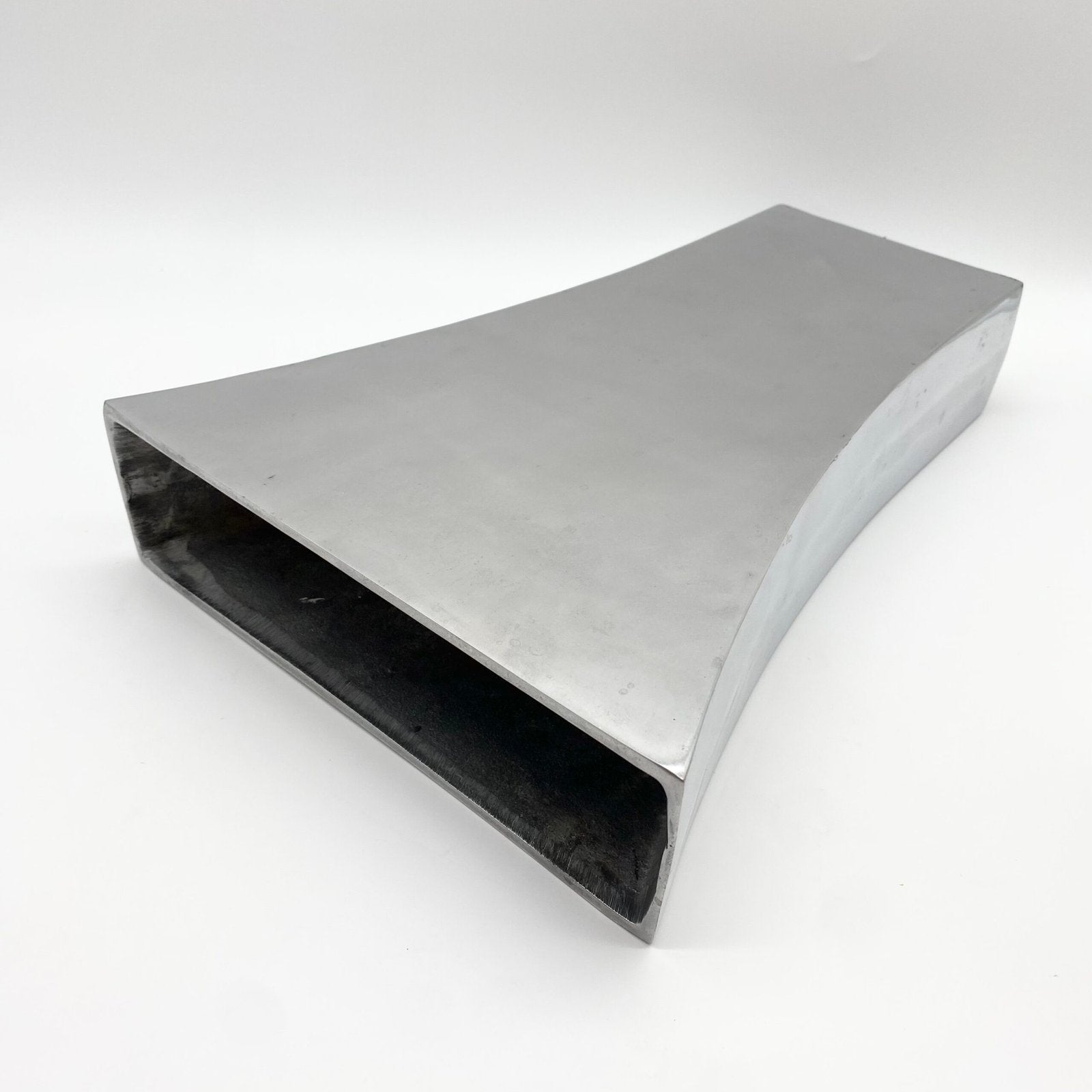 VASE "ÉVASÉ" XXL / FONTE D’ALUMINIUM – 1980s