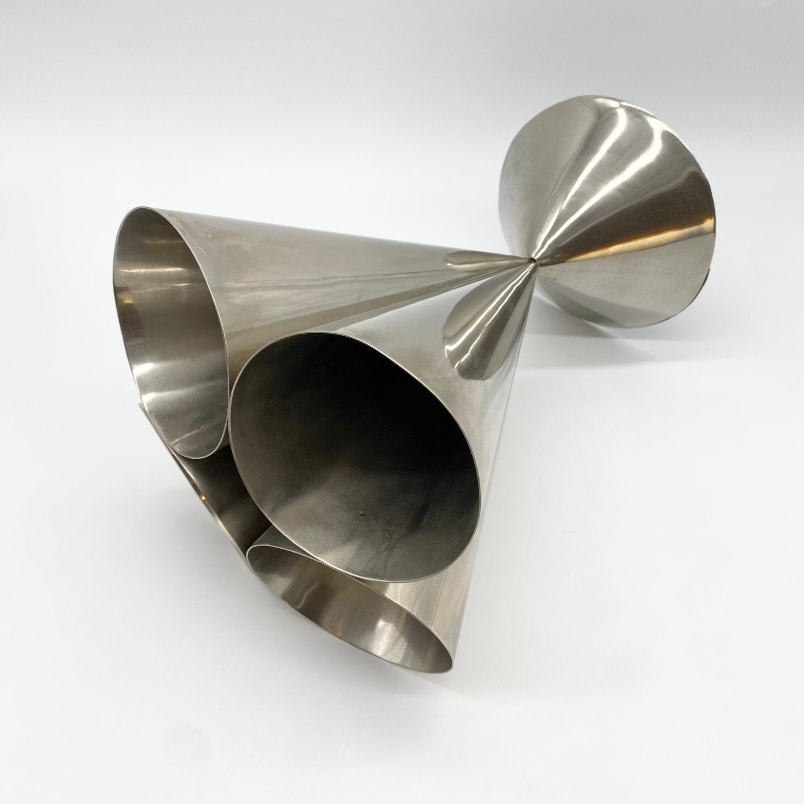 VASE "SPACE AGE" / ALUMINIUM – 1970s