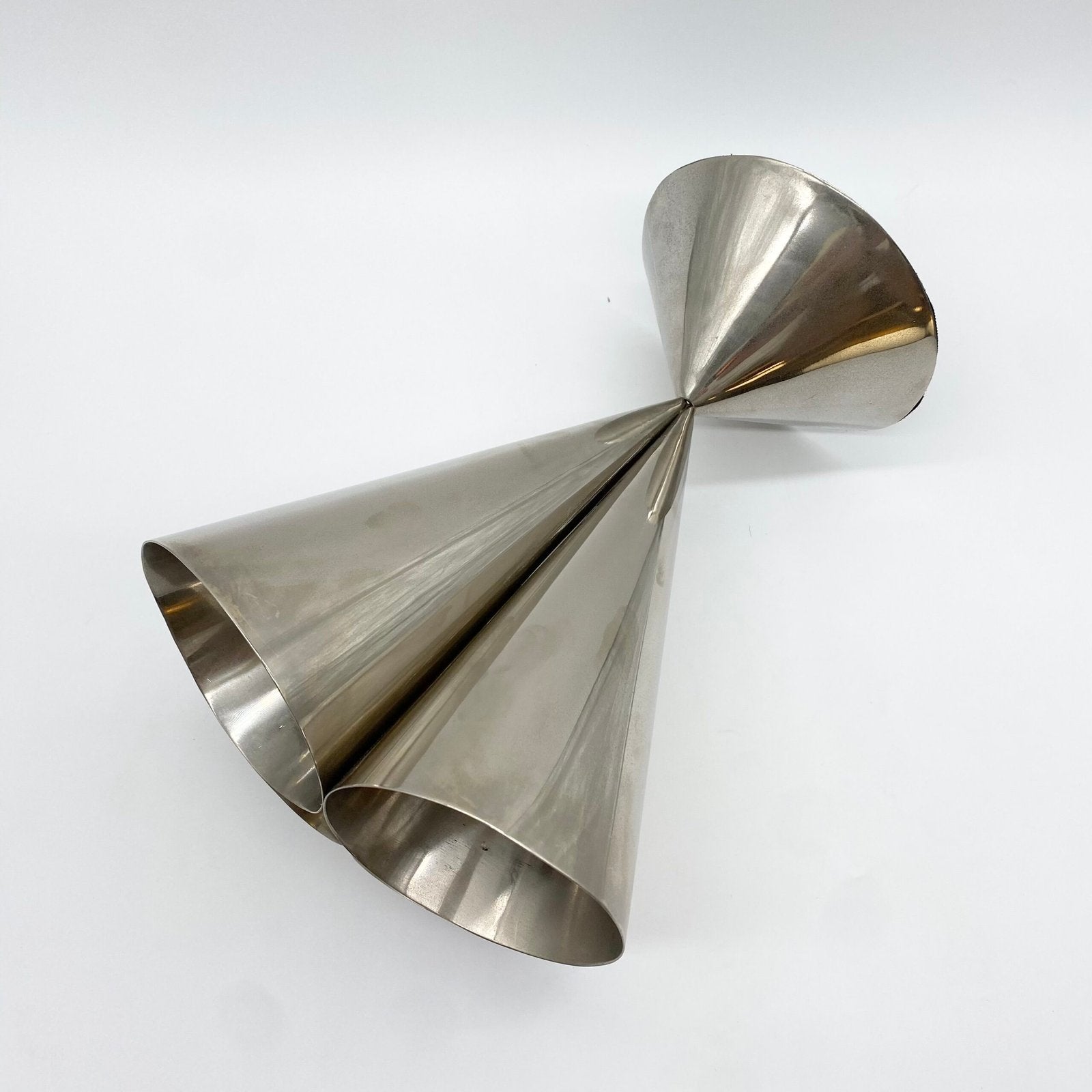 VASE "SPACE AGE" / ALUMINIUM – 1970s