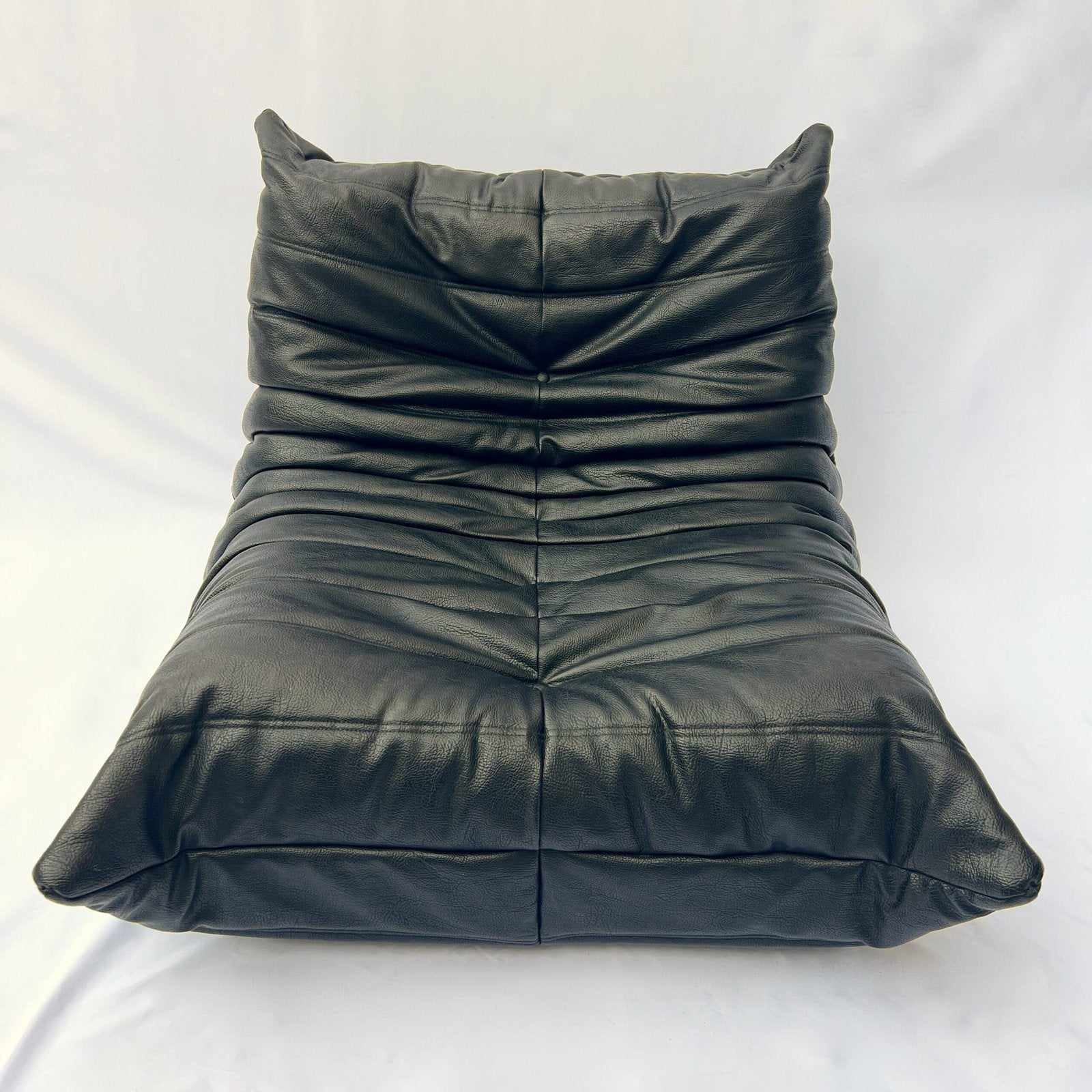 TOGO CHAIR IN BLACK LEATHER, LIGNE ROSET, 1980s