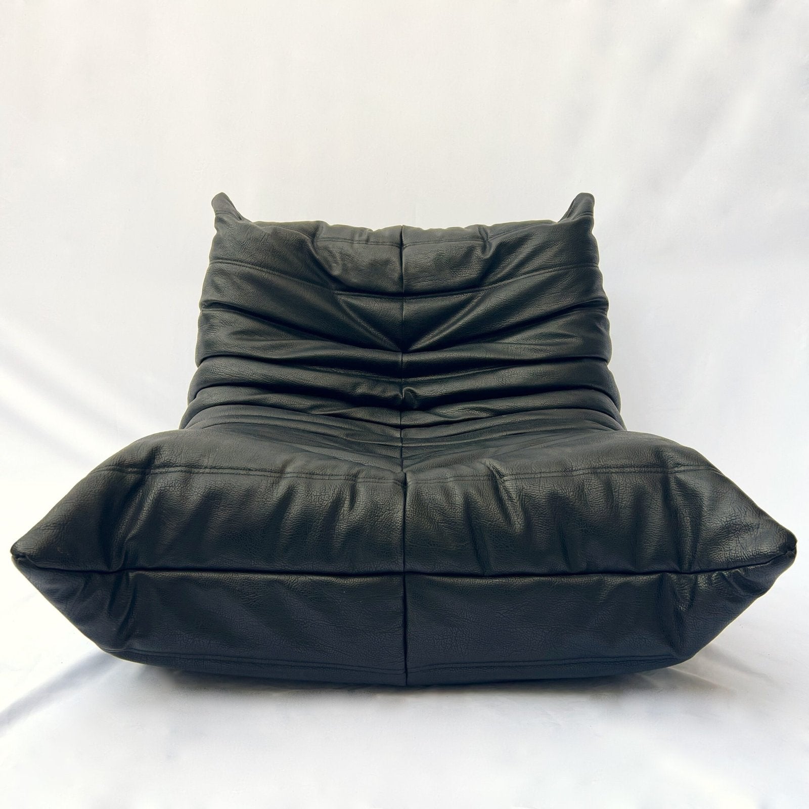 TOGO CHAIR IN BLACK LEATHER, LIGNE ROSET, 1980s