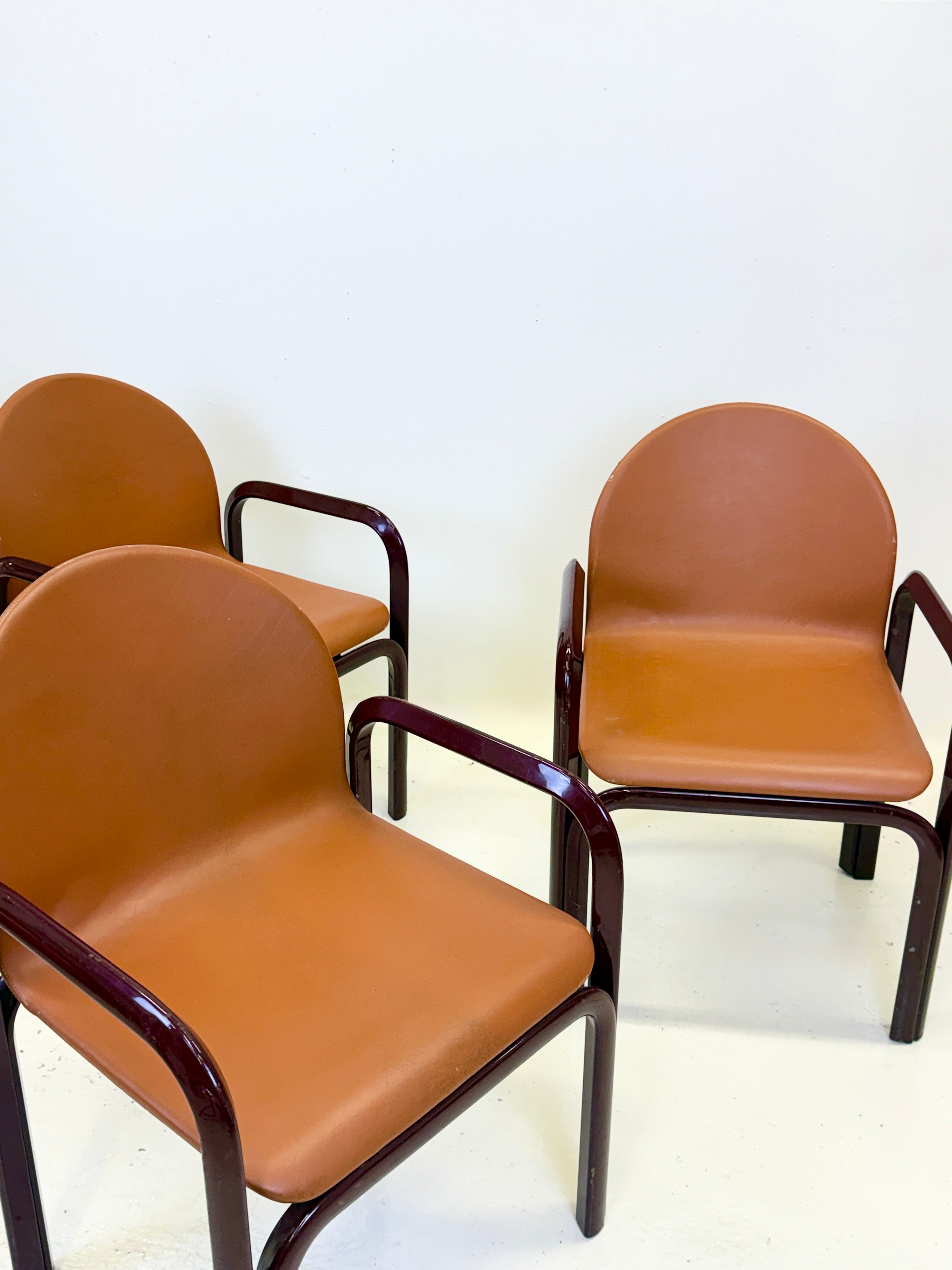 FAUTEUIL « ORSAY » — GAE AULENTI POUR KNOLL INTERNATIONAL, 1975