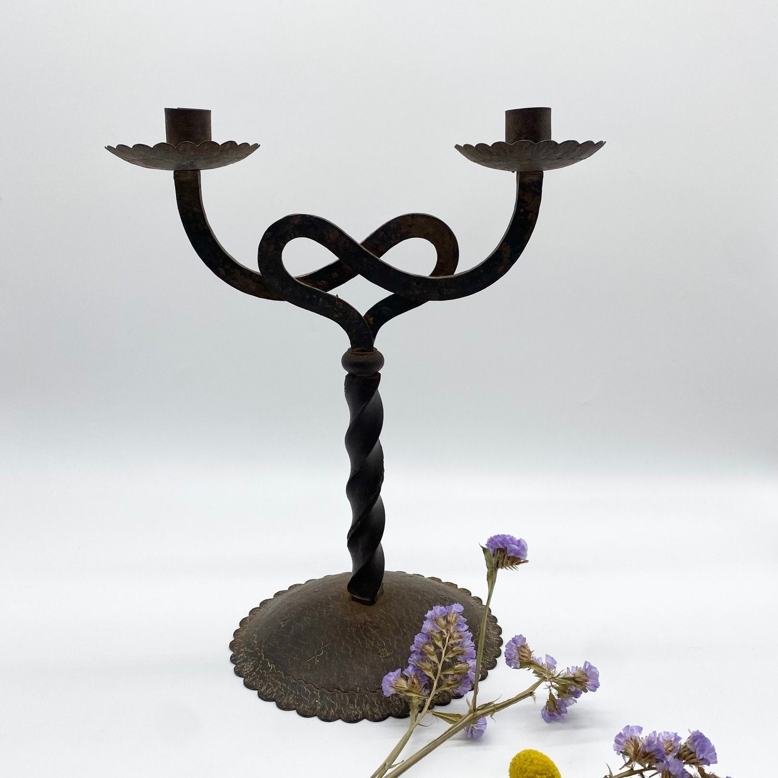 CHANDELIER "ASTRAL" / FER FORGÉ  – TRAVAIL ARTISANAL