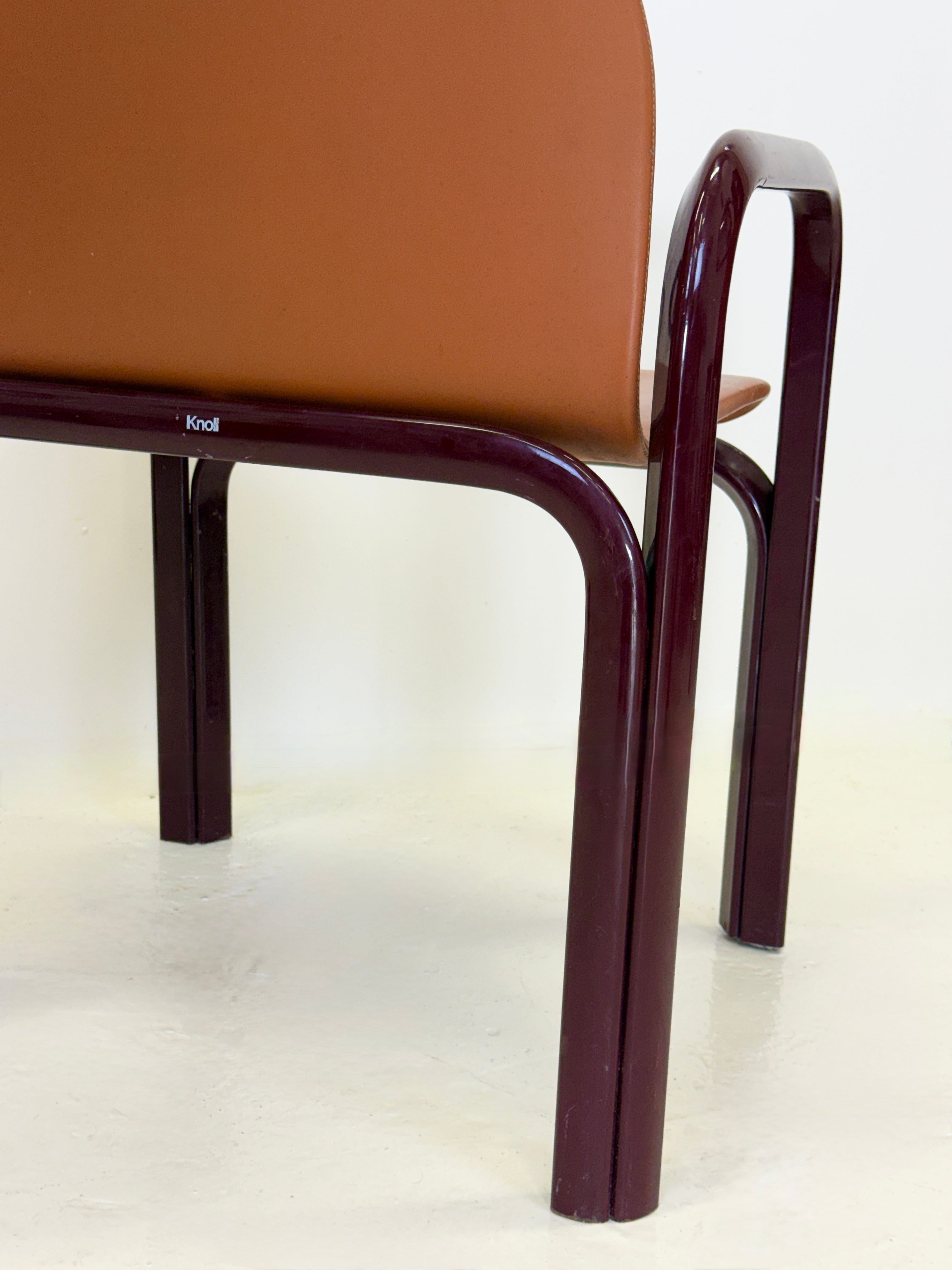 FAUTEUIL « ORSAY » — GAE AULENTI POUR KNOLL INTERNATIONAL, 1975