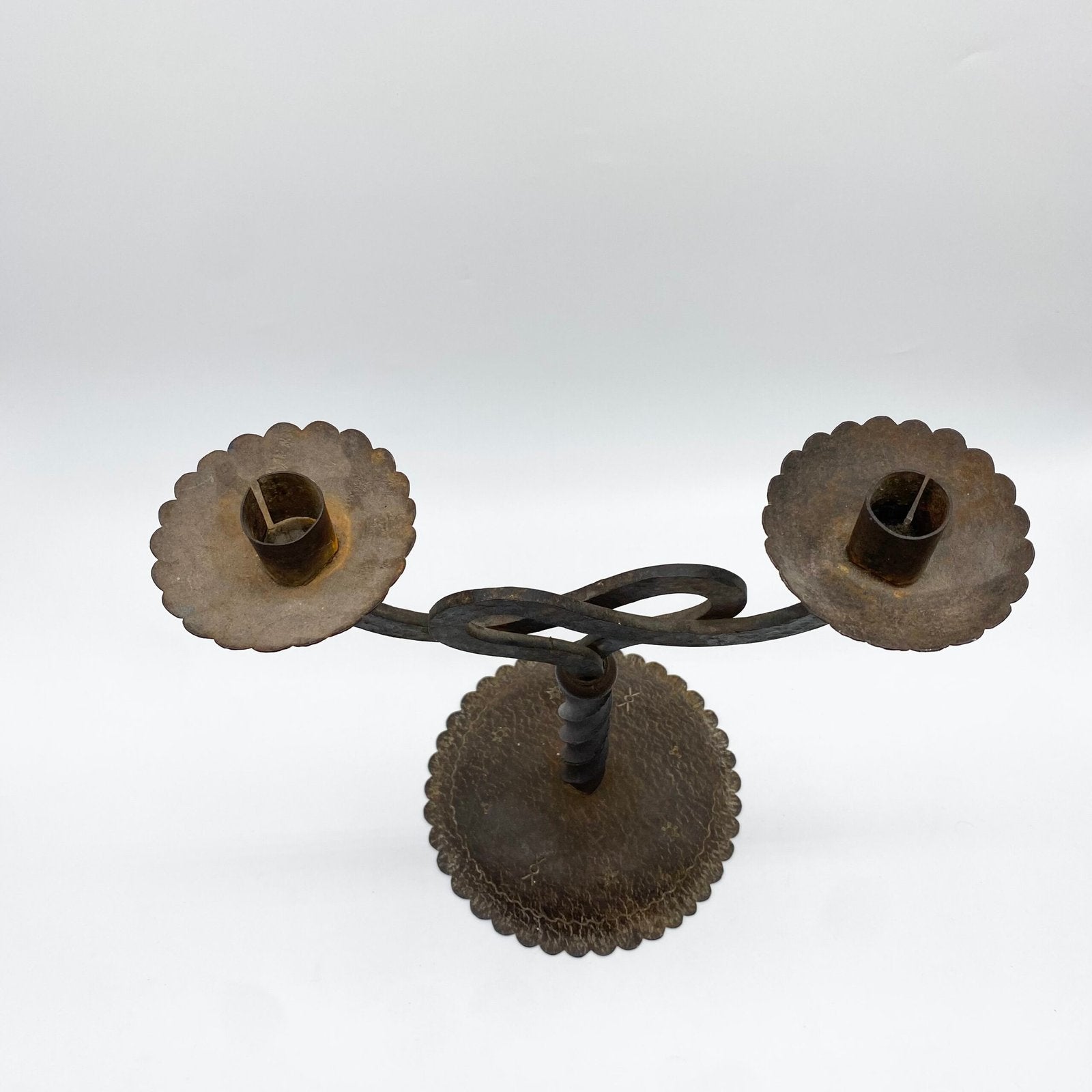 CHANDELIER "ASTRAL" / FER FORGÉ  – TRAVAIL ARTISANAL