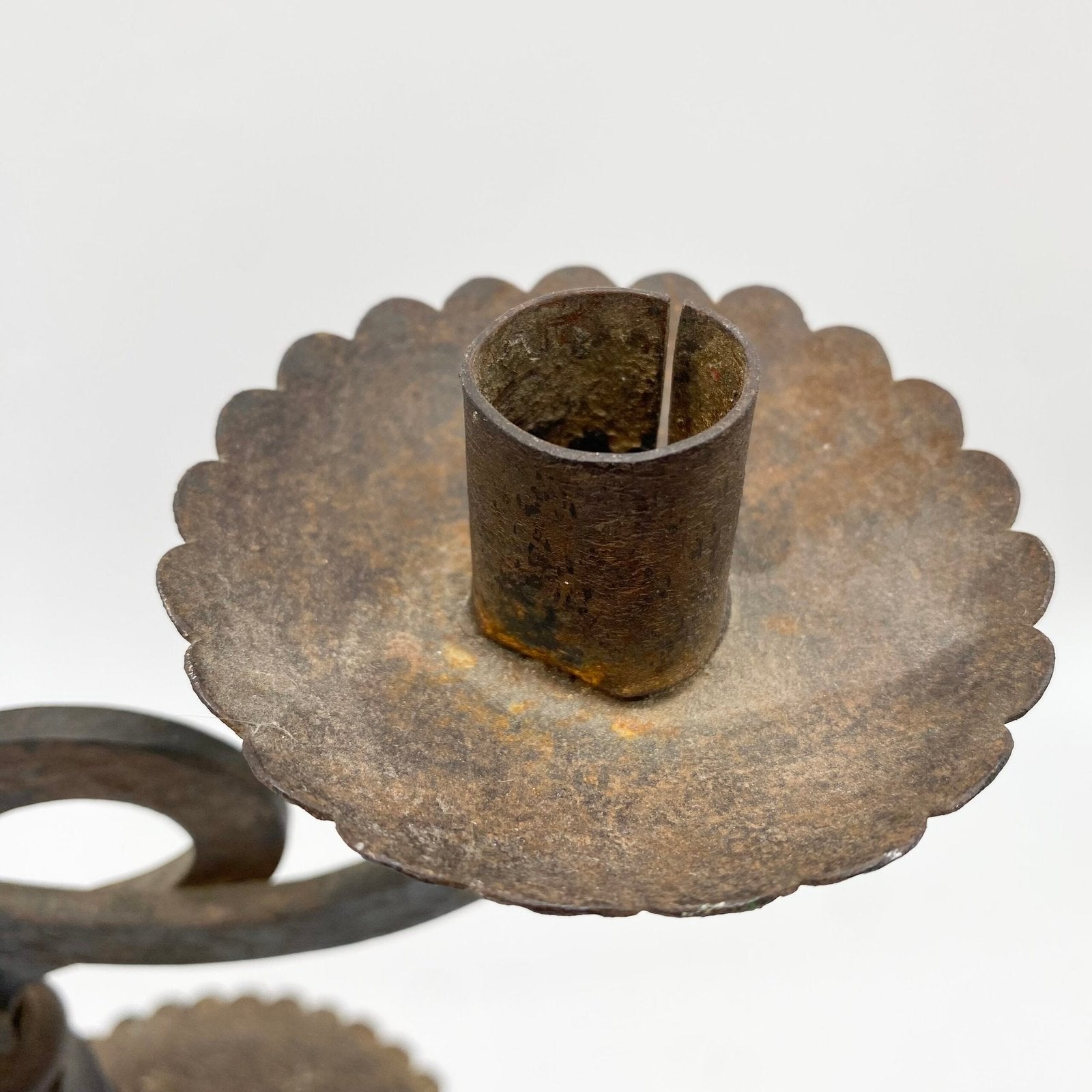 CHANDELIER "ASTRAL" / FER FORGÉ  – TRAVAIL ARTISANAL