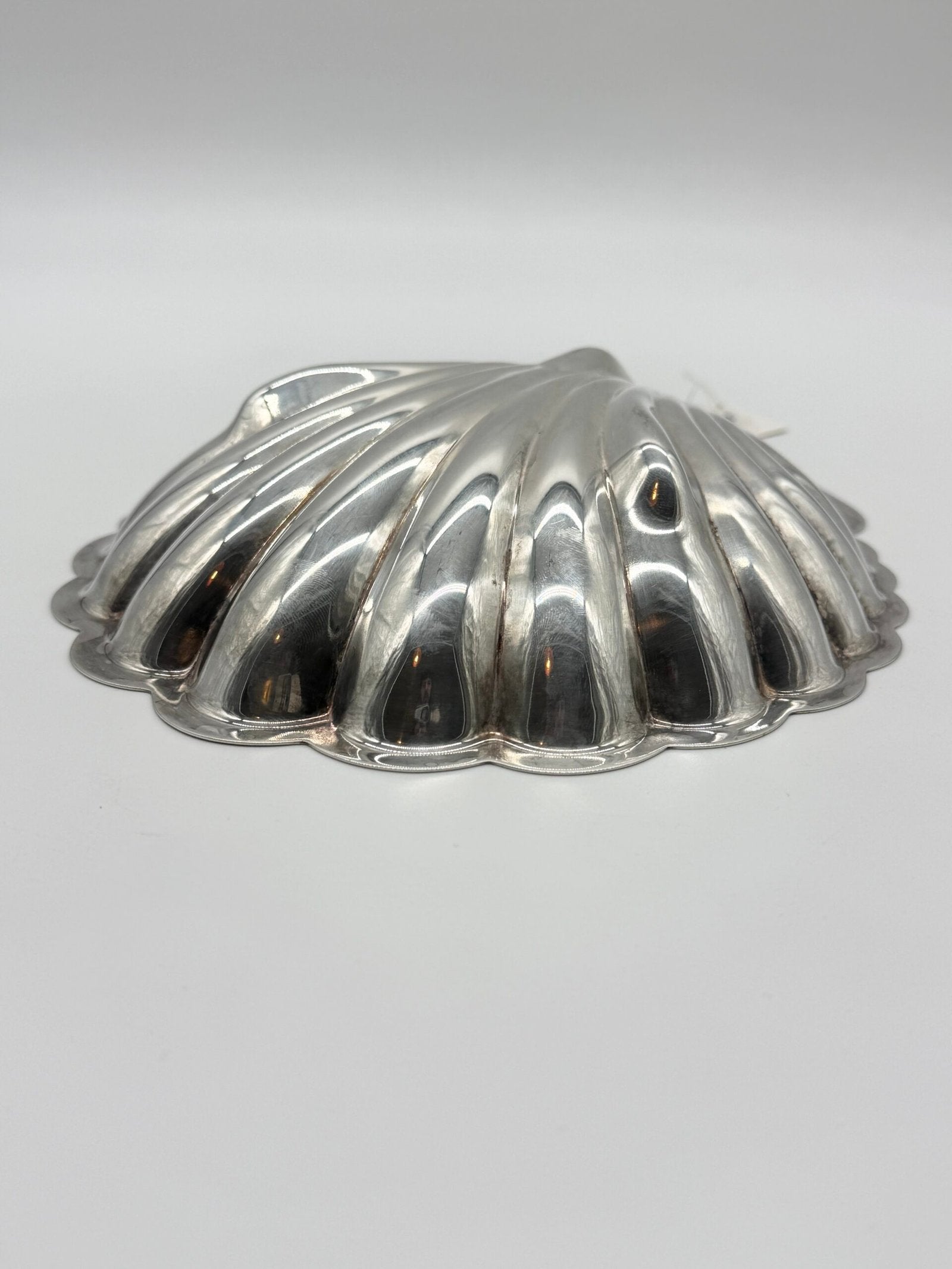 GRAND VIDE POCHE COQUILLAGE SIGNÉ "SAINT HILAIRE", 1950s