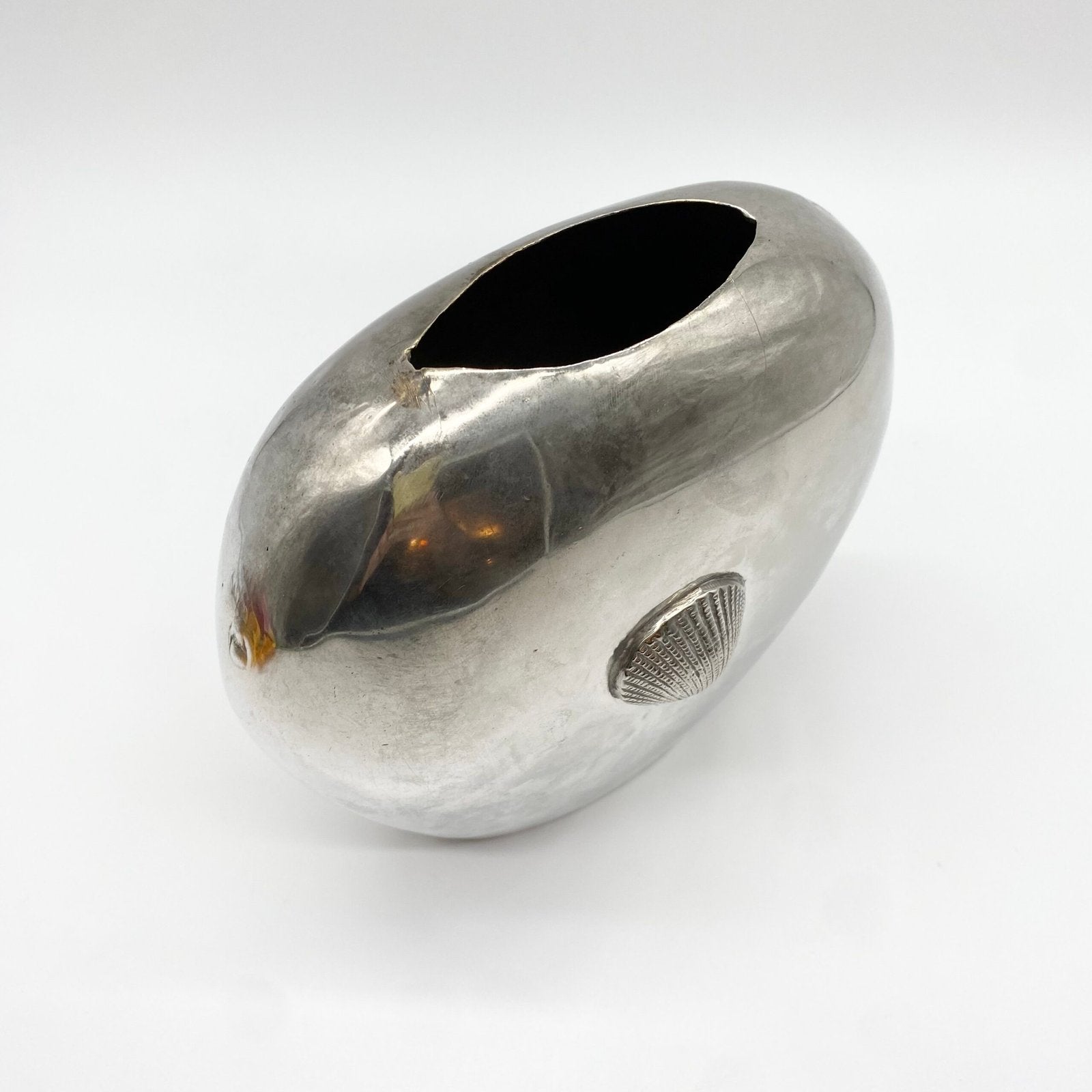 VASE "STAR SHELL" FONTE D’ALUMINIUM – 1980s