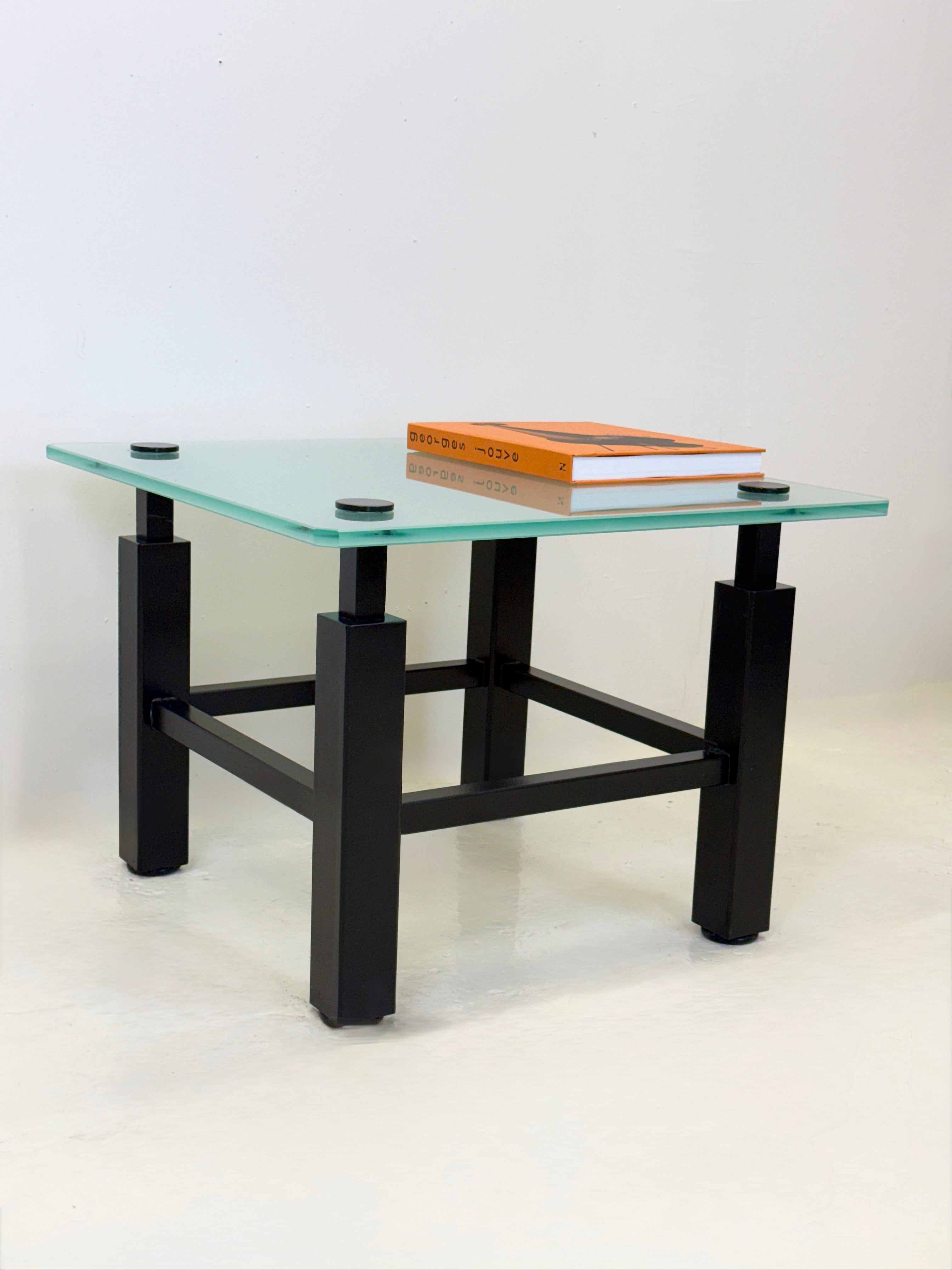 TABLE BASSE "MODERNISTE"  — FRANCE, 1980s