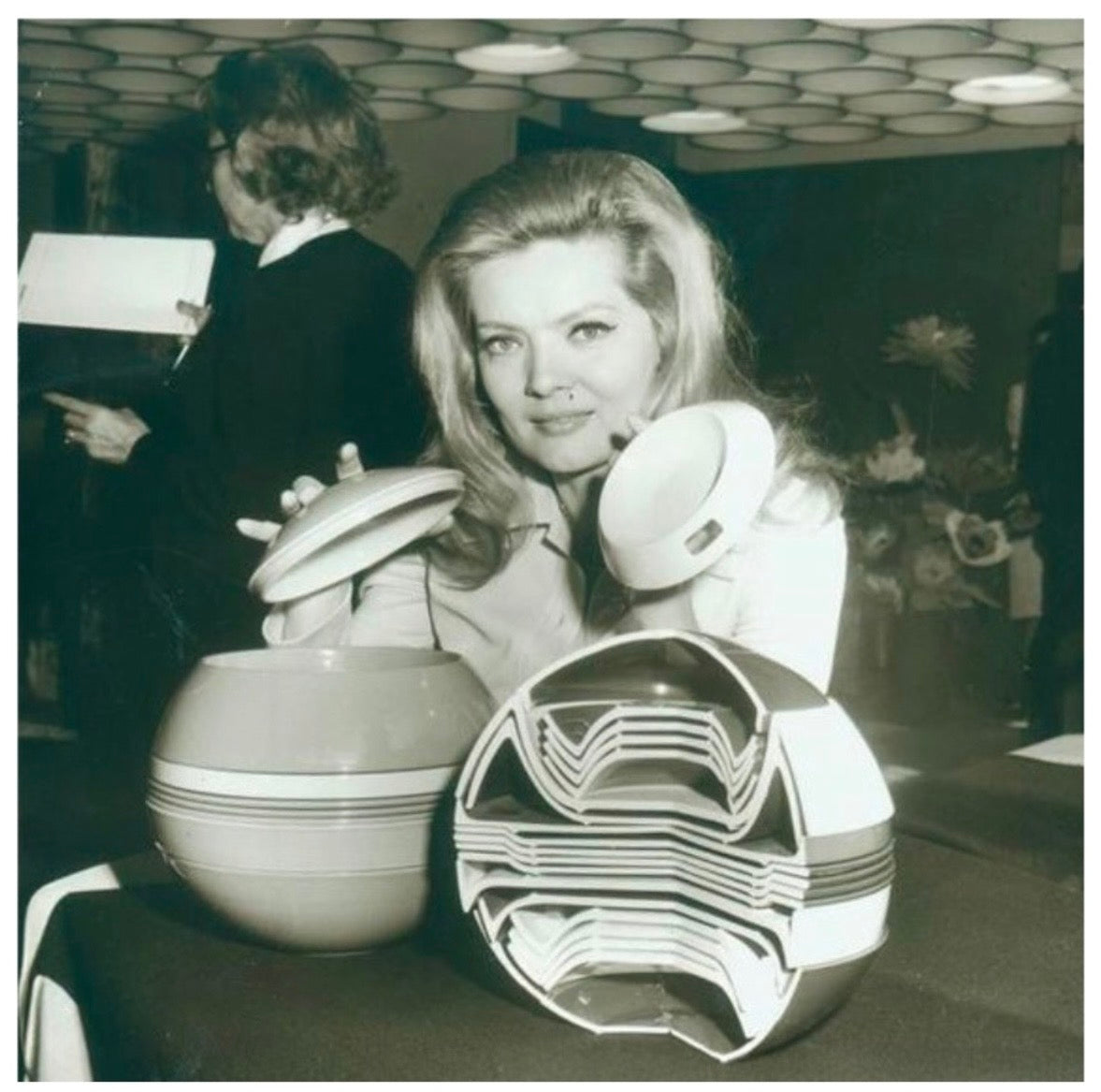 "Die Kugel" par Helen von Boch pour Villeroy & Boch, circa 1971