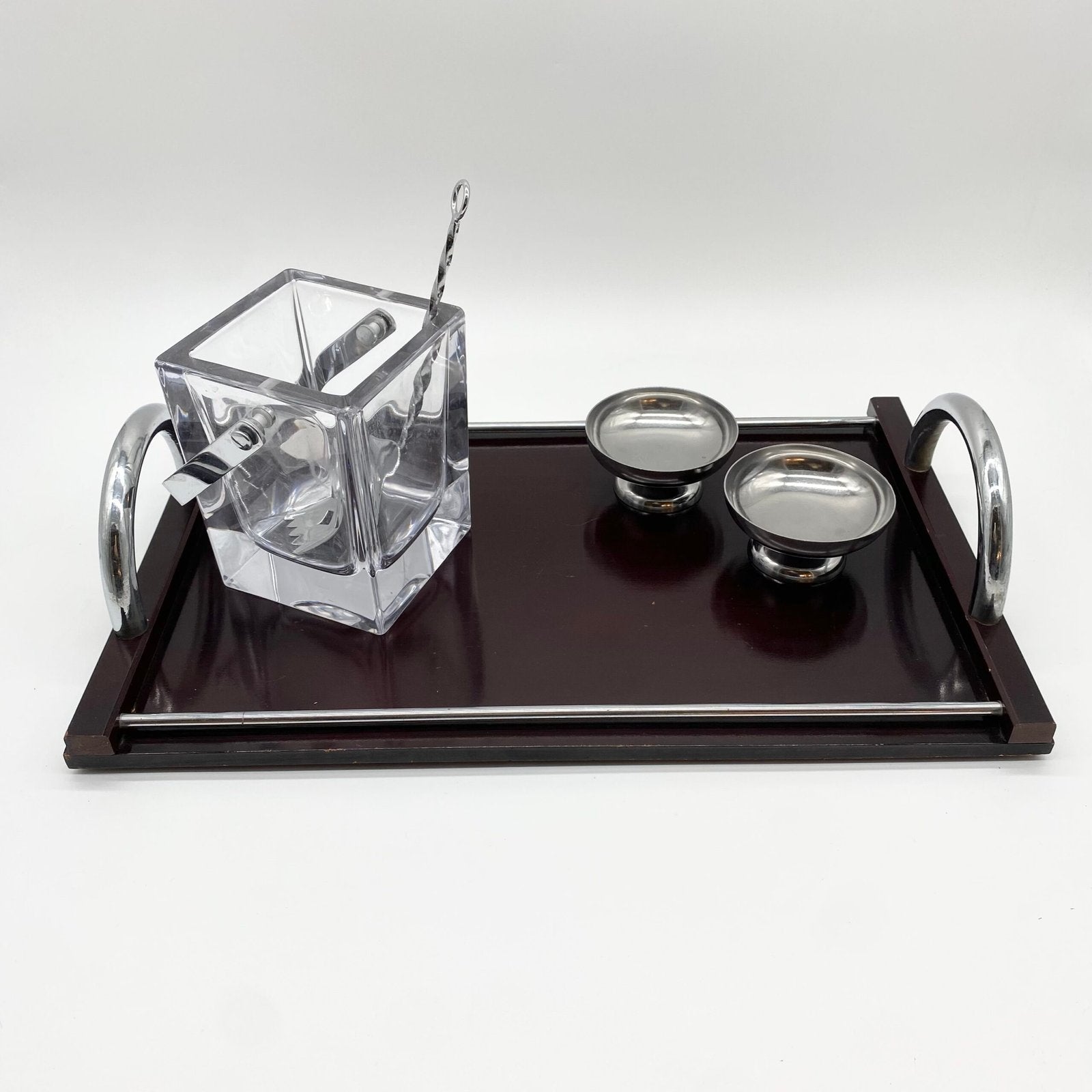 GRAND PLATEAU "BOIS LAQUÉ / CHROME" — 1970s