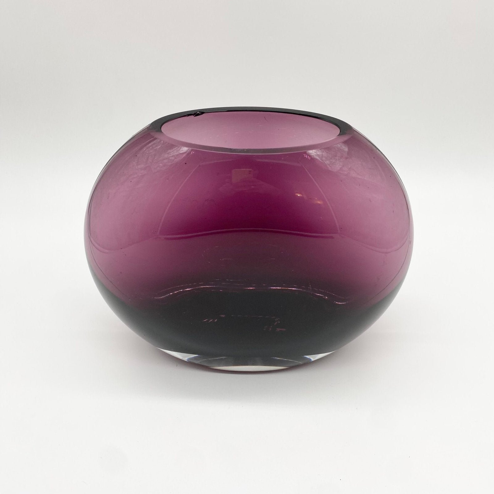 VASE "VIOLET SPHERE " VERRE  — 1980s