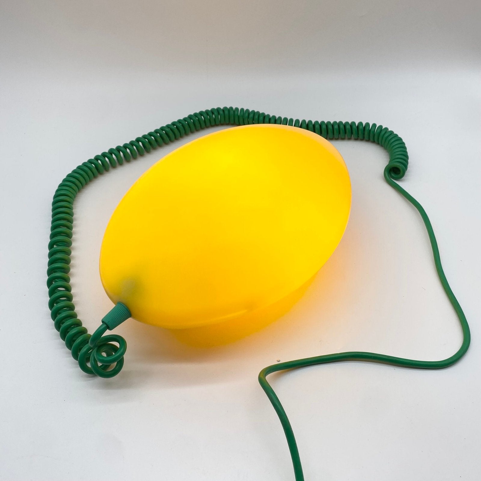 LAMPE CITRON "LÖV" PAR KNUT & MARIANNE HAGBERG — 1990s