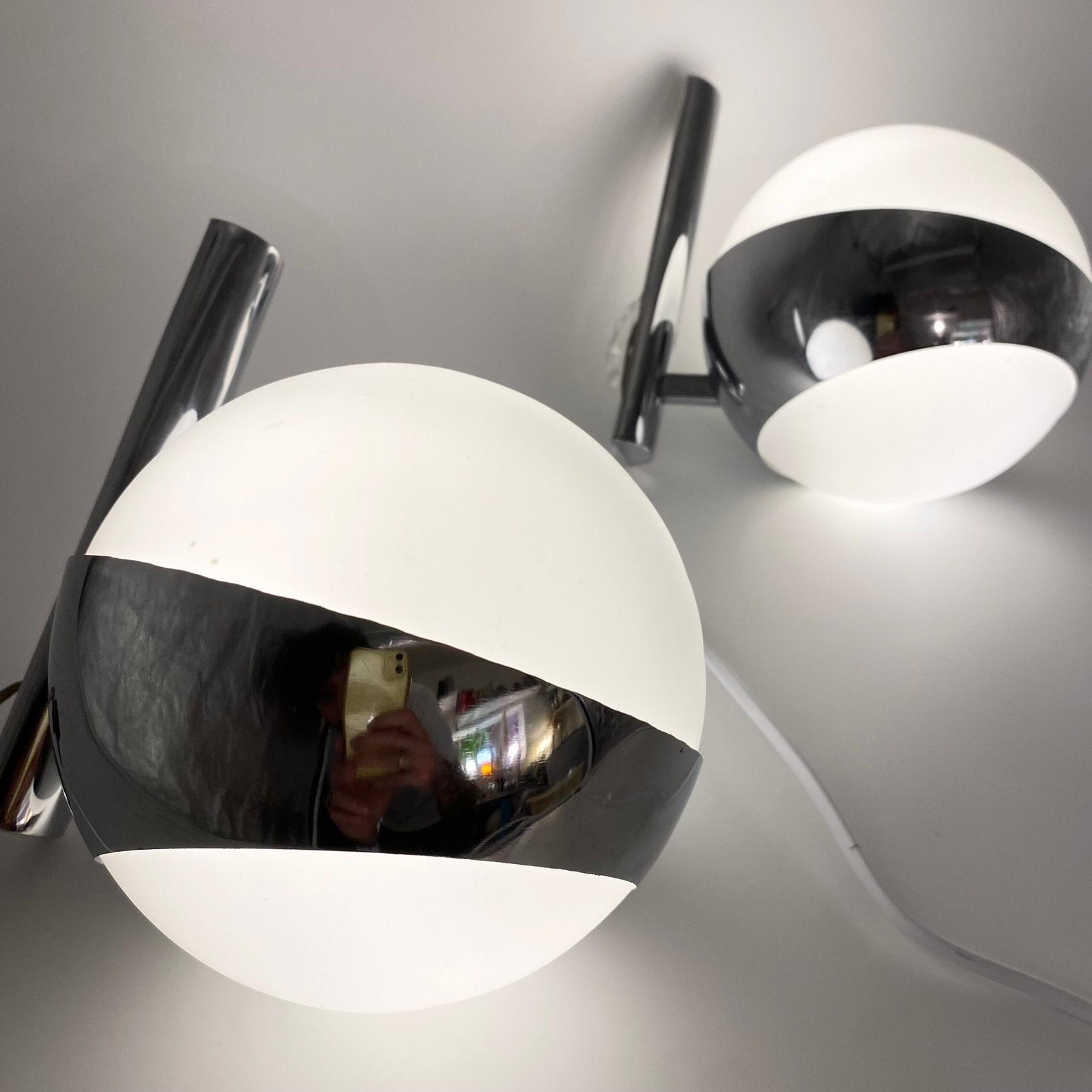 PAIRE D’APPLIQUES “SATELLITE” PAR LAMPERTI – ITALY, 1970s