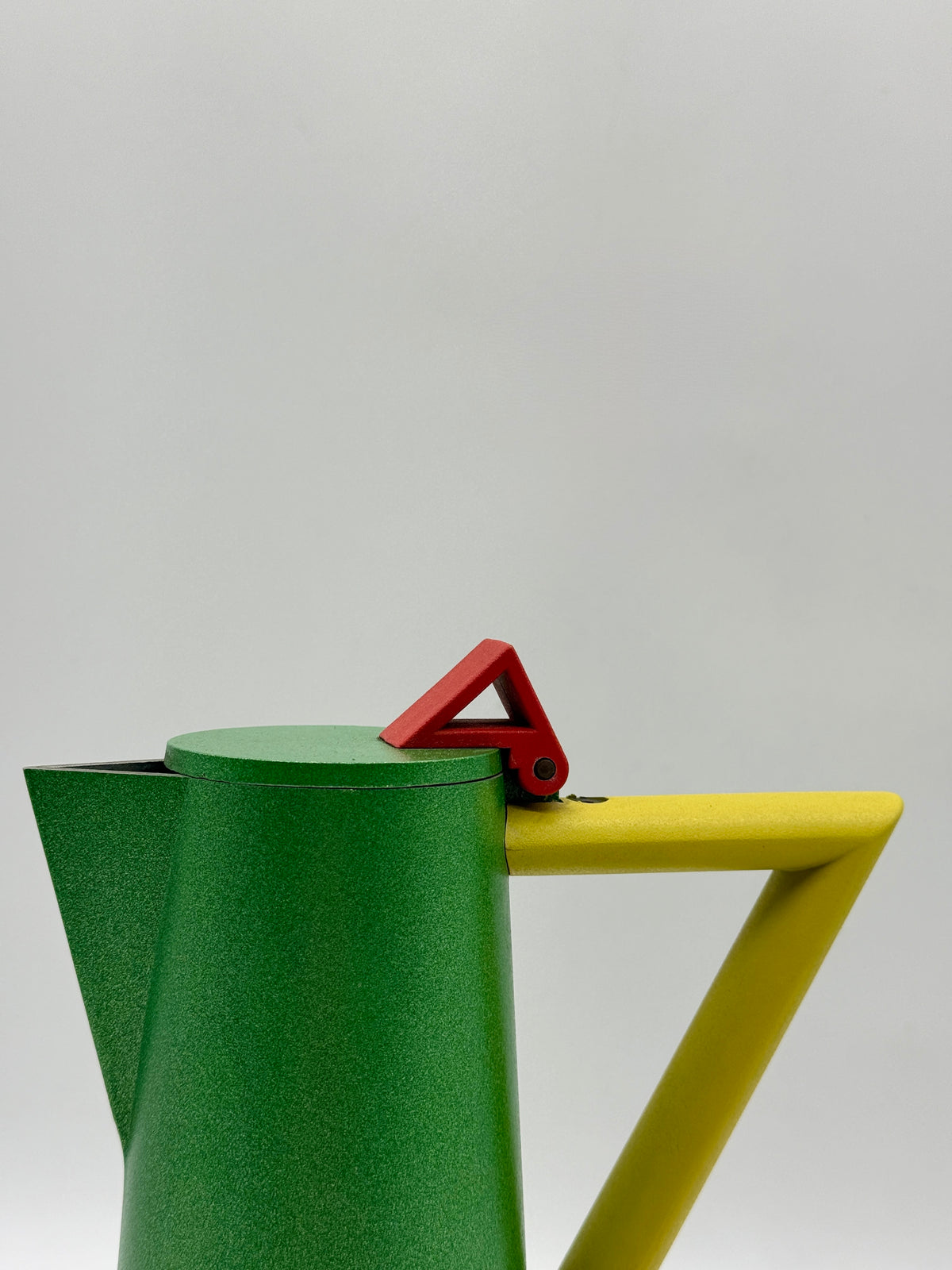 Grande cafetière « Accademia », Ettore Sottsass & Matteo Thun, Italie 1984